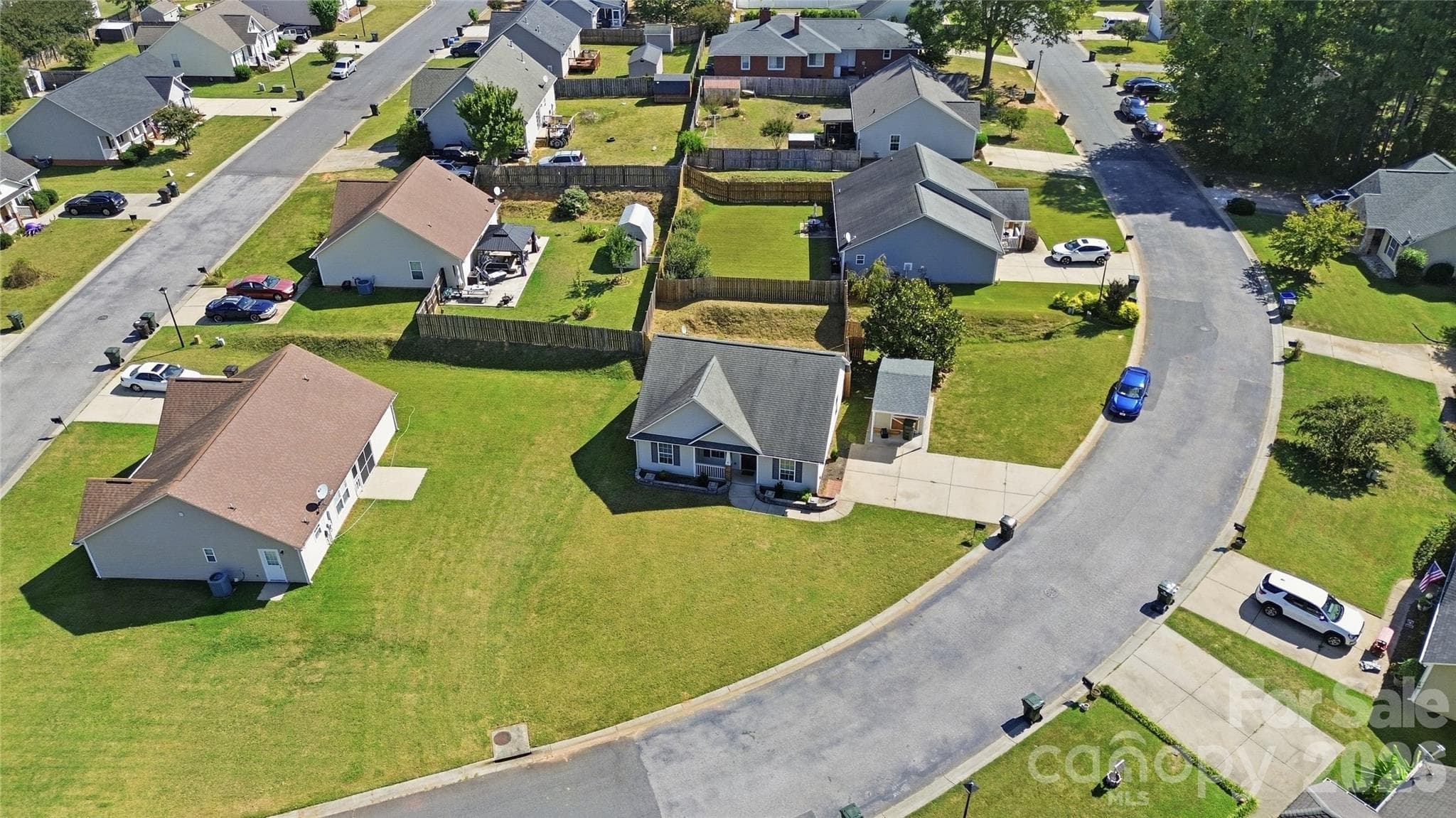 Single Family Residence at 4066 Thomas Sam Drive, Rock Hill, photo 2 of 34