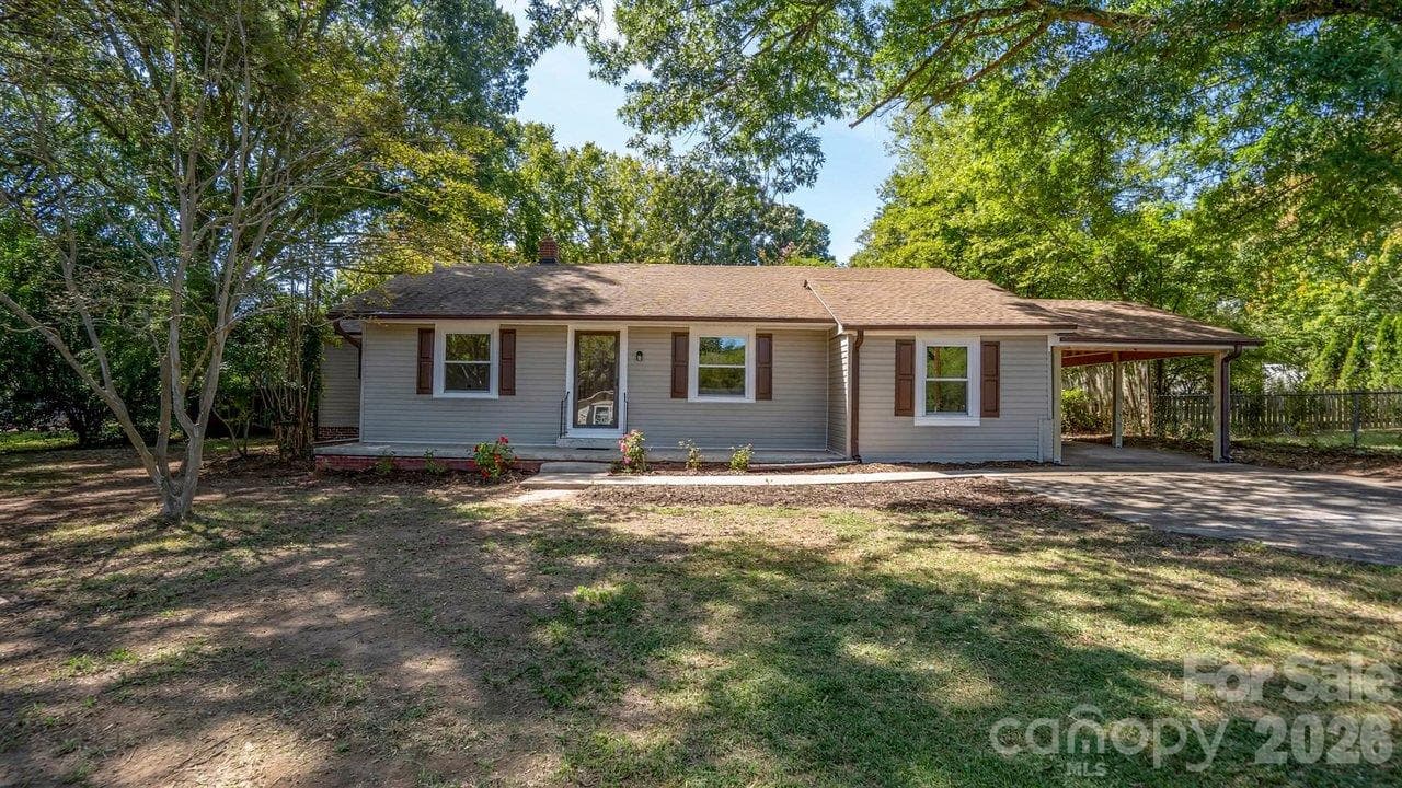 Single Family Residence at 78 Stonecrest Circle, Concord, photo 2 of 38