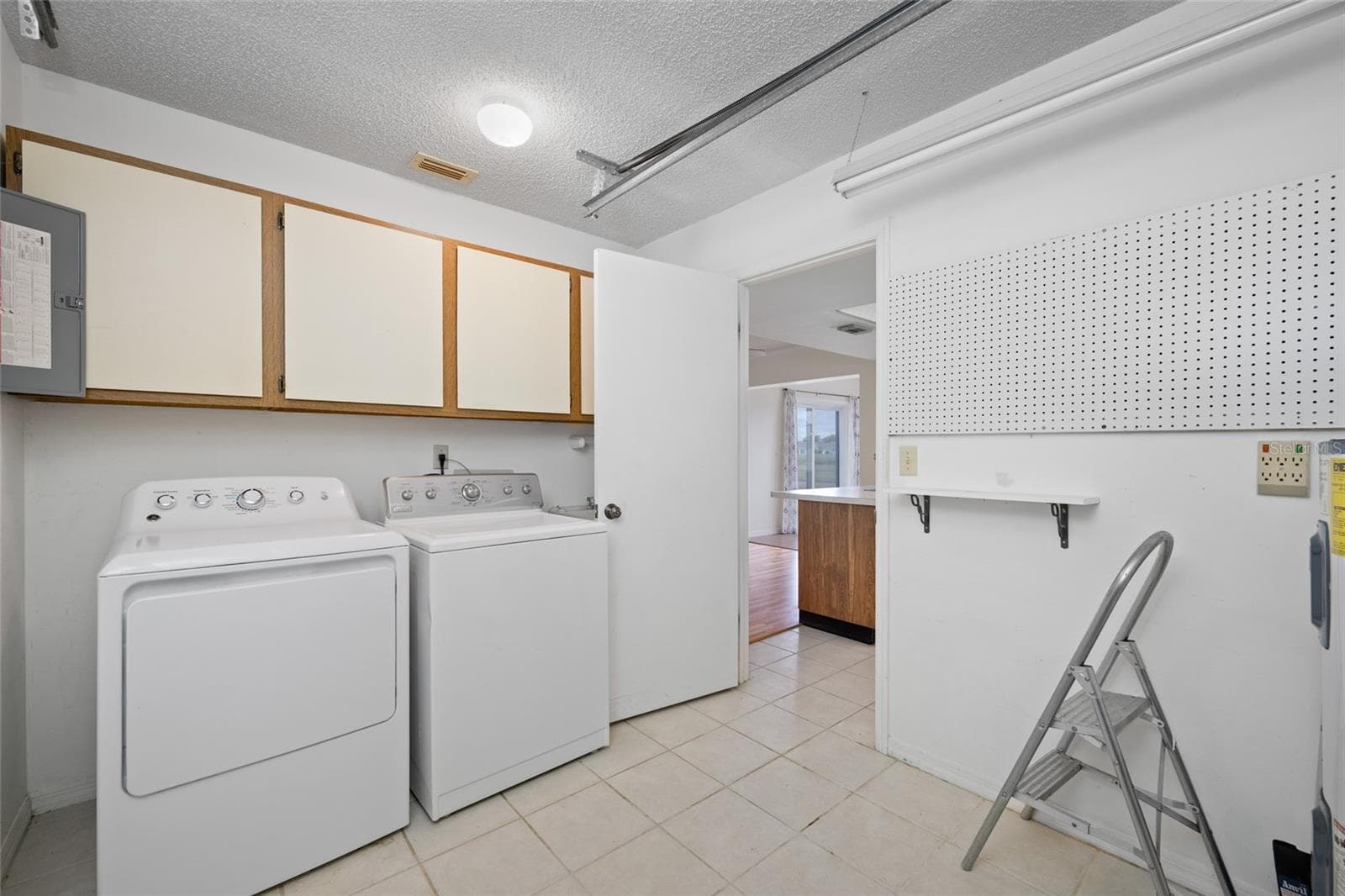 Condominium at 2020 HULLHOUSE DR, SUN CITY CENTER, photo 32 of 40
