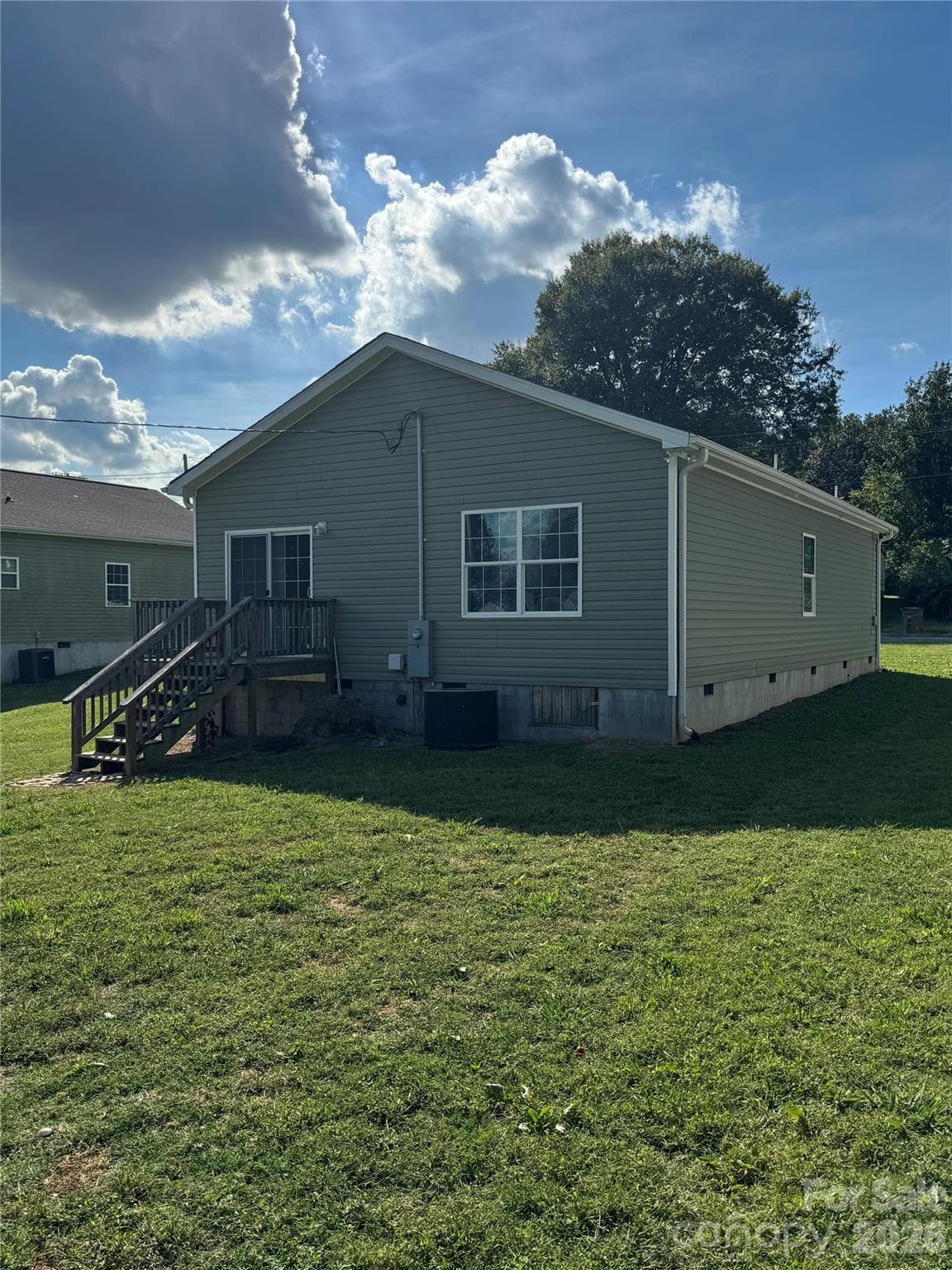 back and side view - 323 Martin Street, Shelby