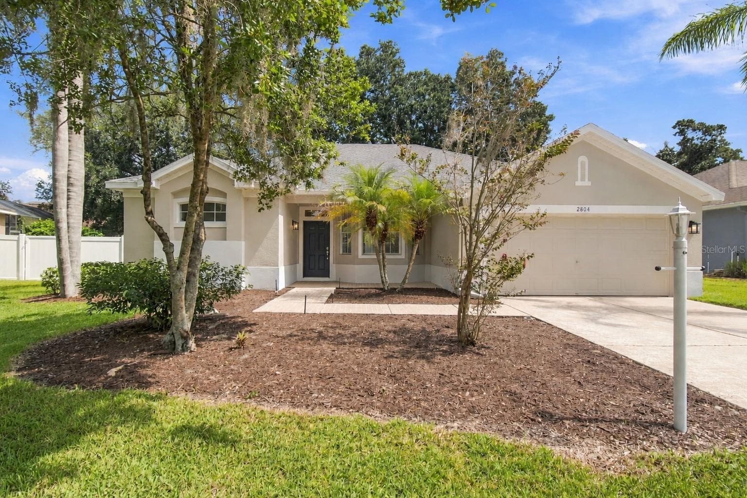 2804 BROOKE PINES CT