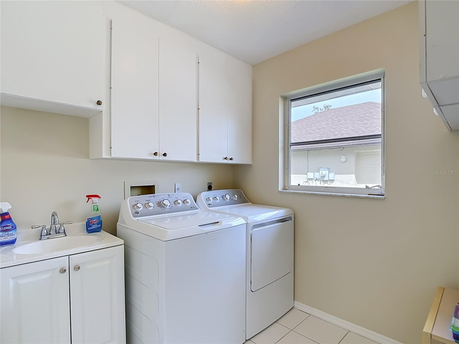 Single Family Residence at 63 CLUBHOUSE RD, ROTONDA WEST, photo 32 of 46