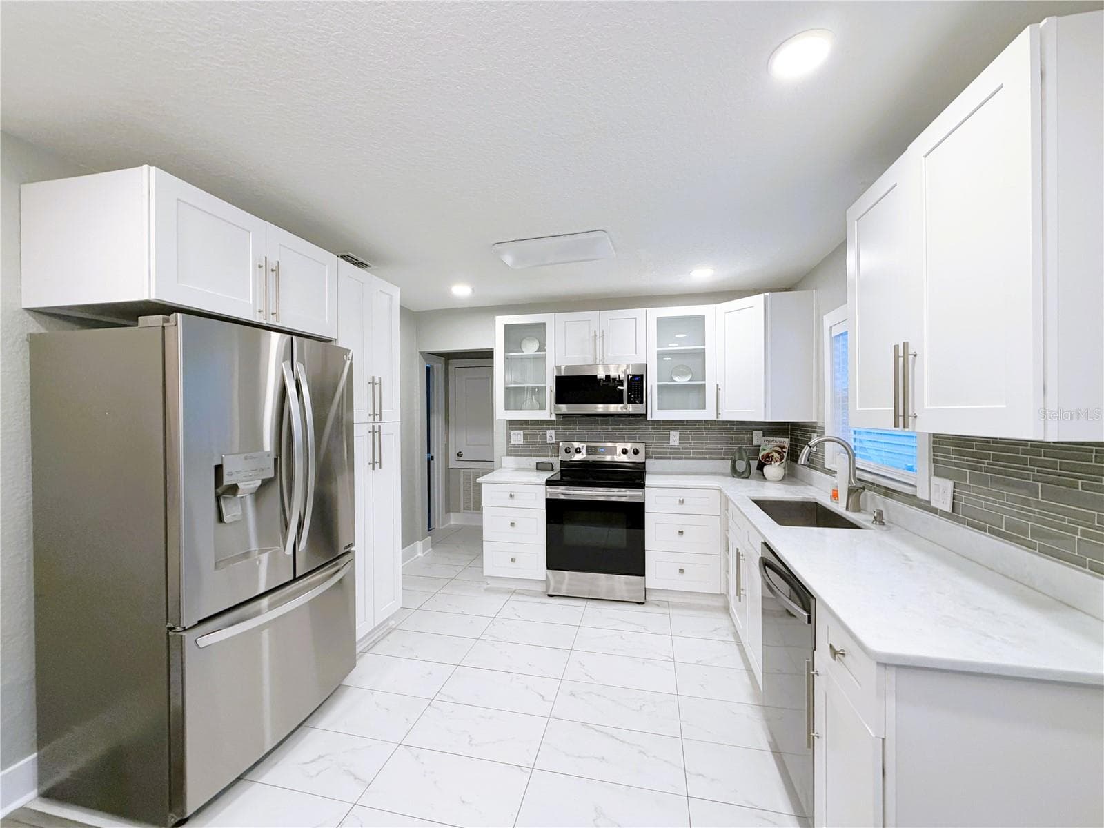 Single Family Residence at 1615 E CONCORD ST, ORLANDO, photo 12 of 31