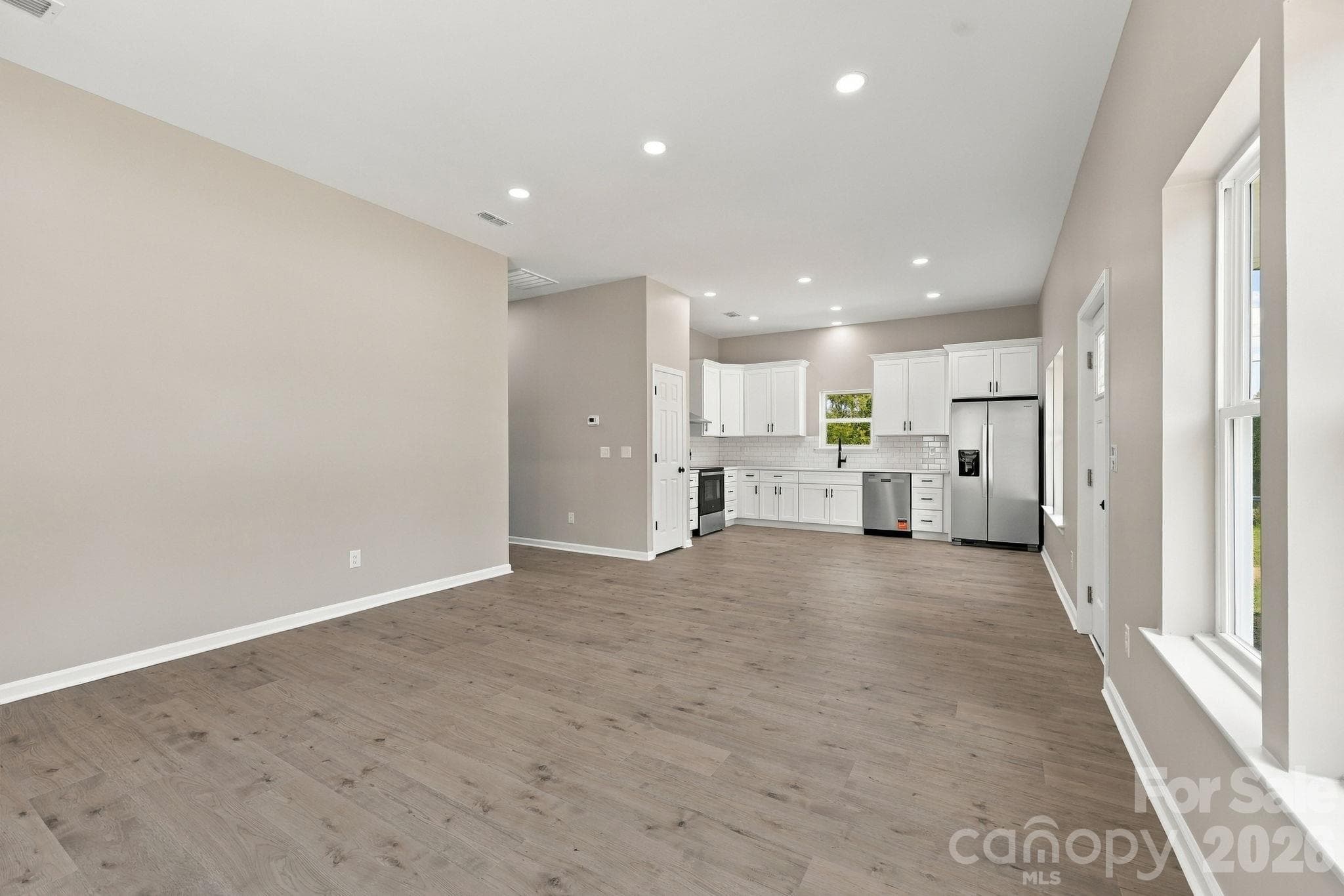 Main Living Space - 1211 Glenwood Avenue, Salisbury