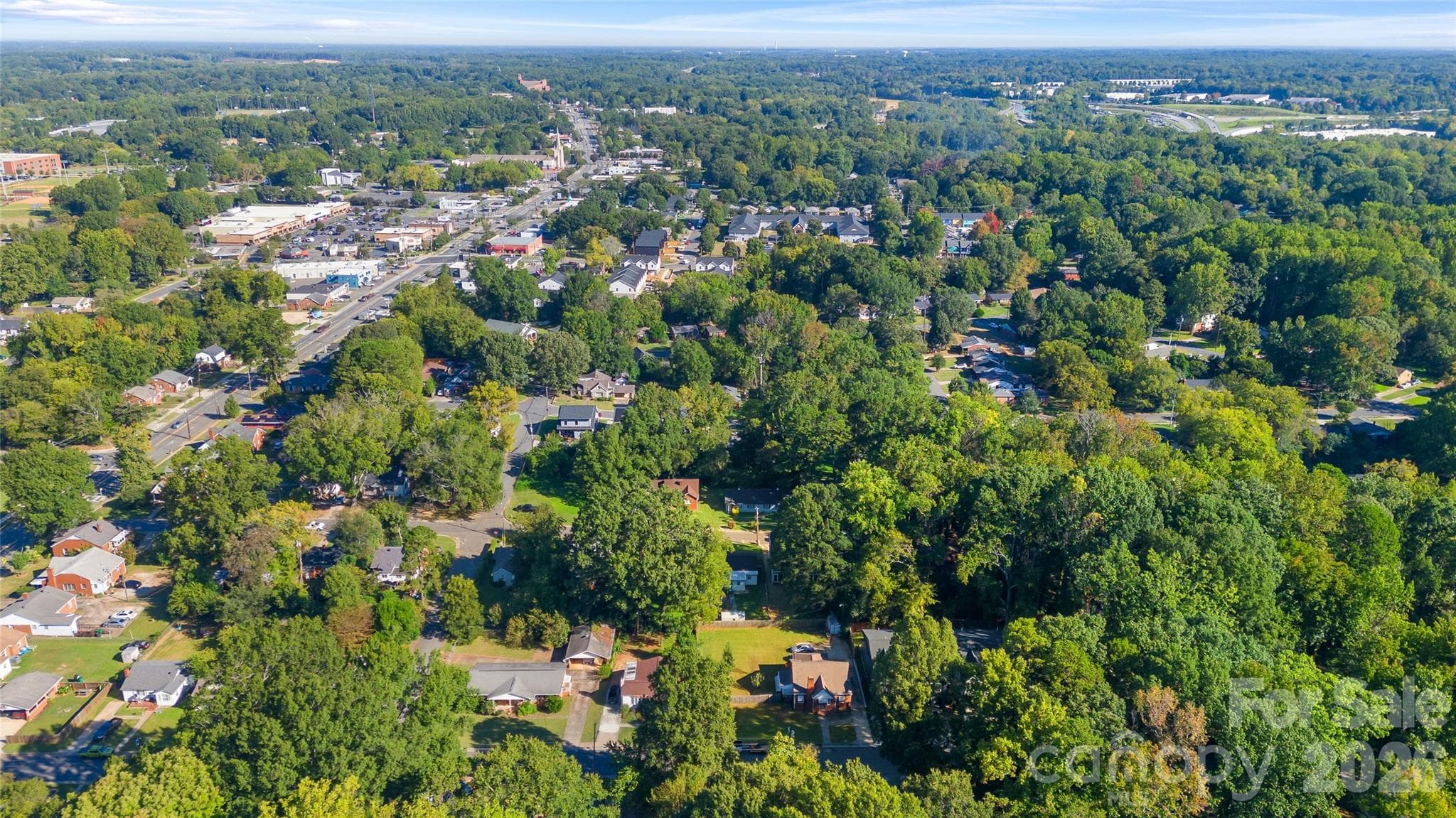 Single Family Residence at 2019 St Mark Street, Charlotte, photo 10 of 18