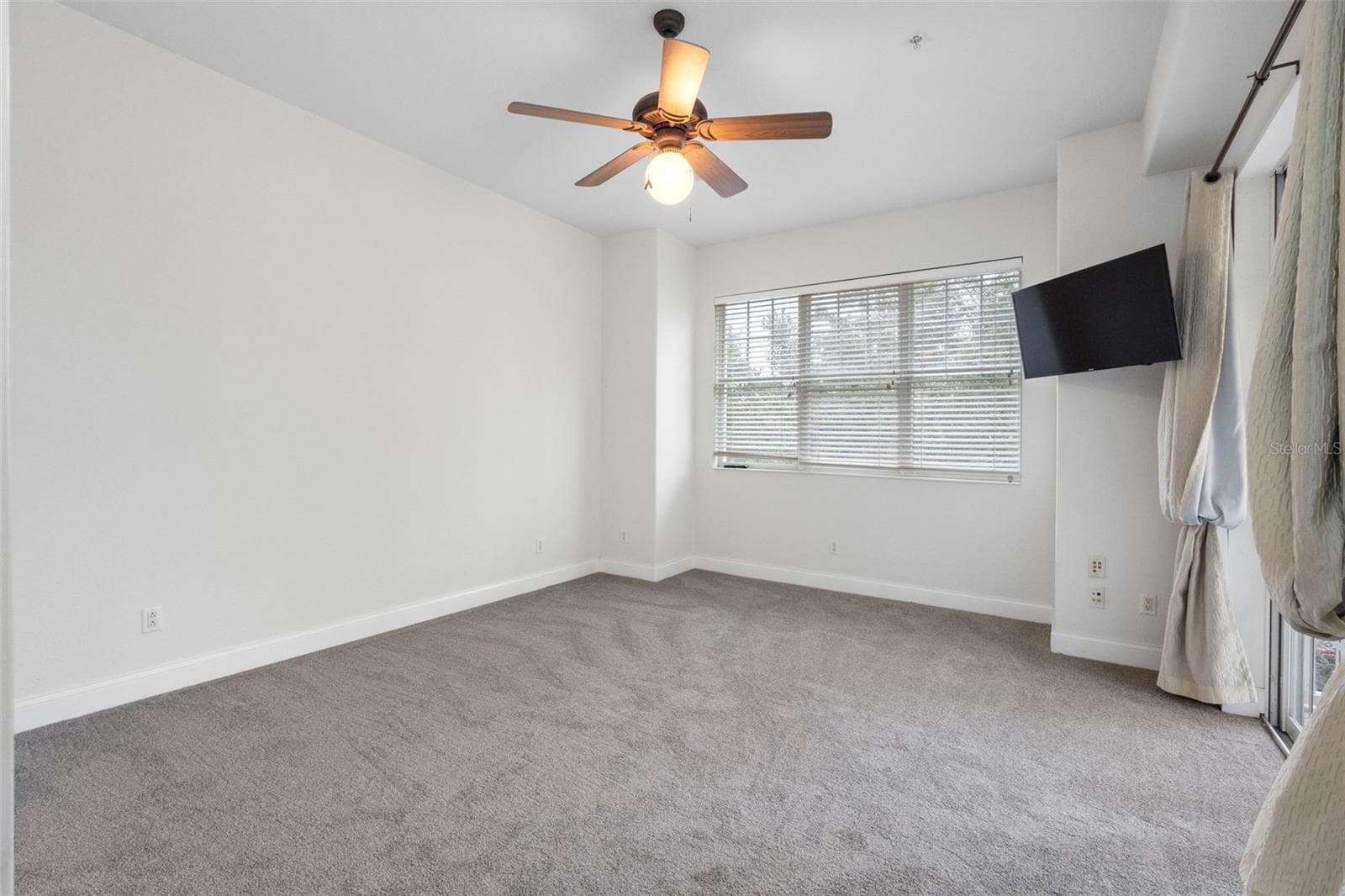 Townhouse at 6030 PRINTERY ST #101, TAMPA, photo 37 of 99