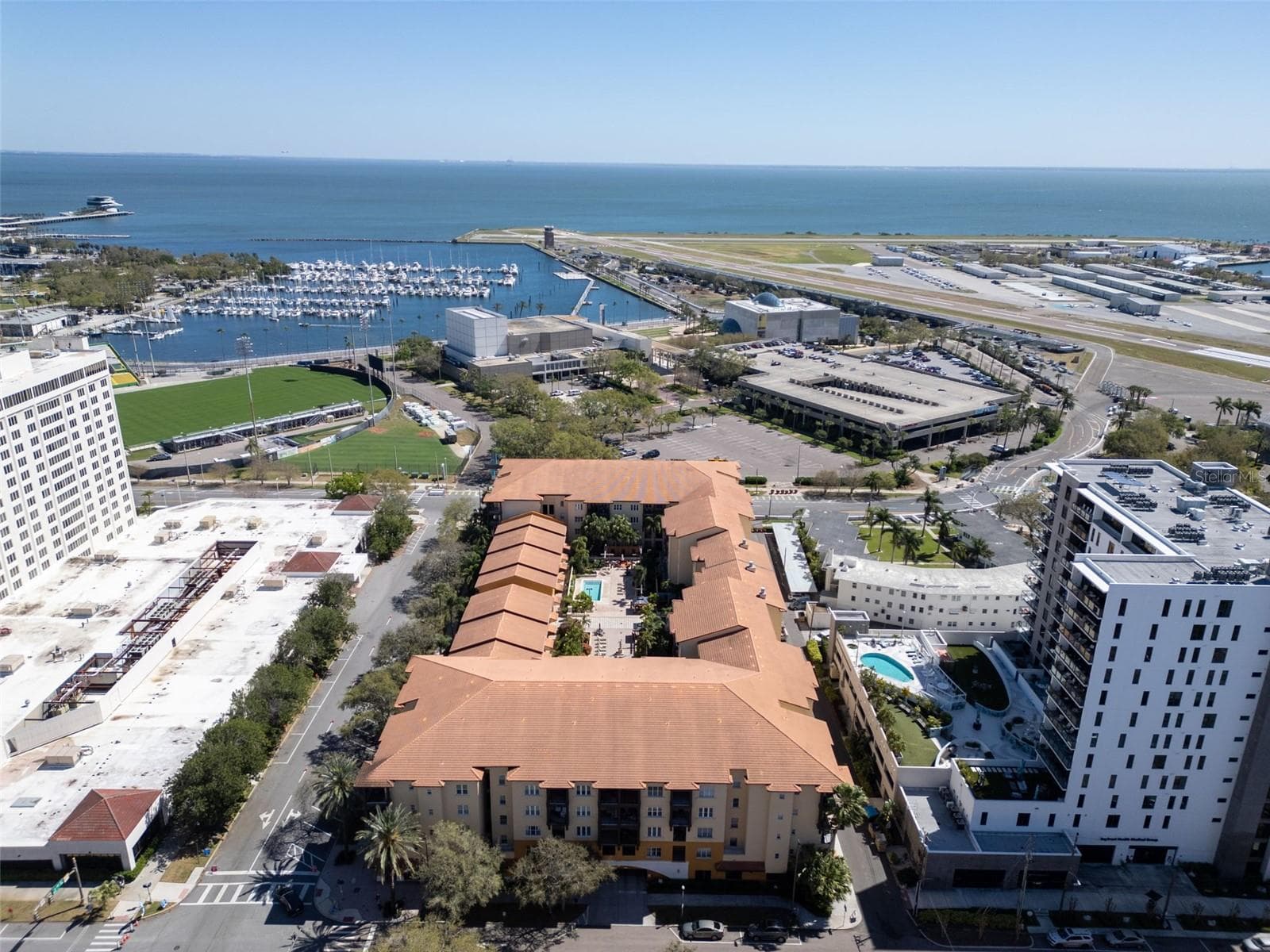 Condominium at 100 4TH AVE S #307, ST PETERSBURG, photo 2 of 45