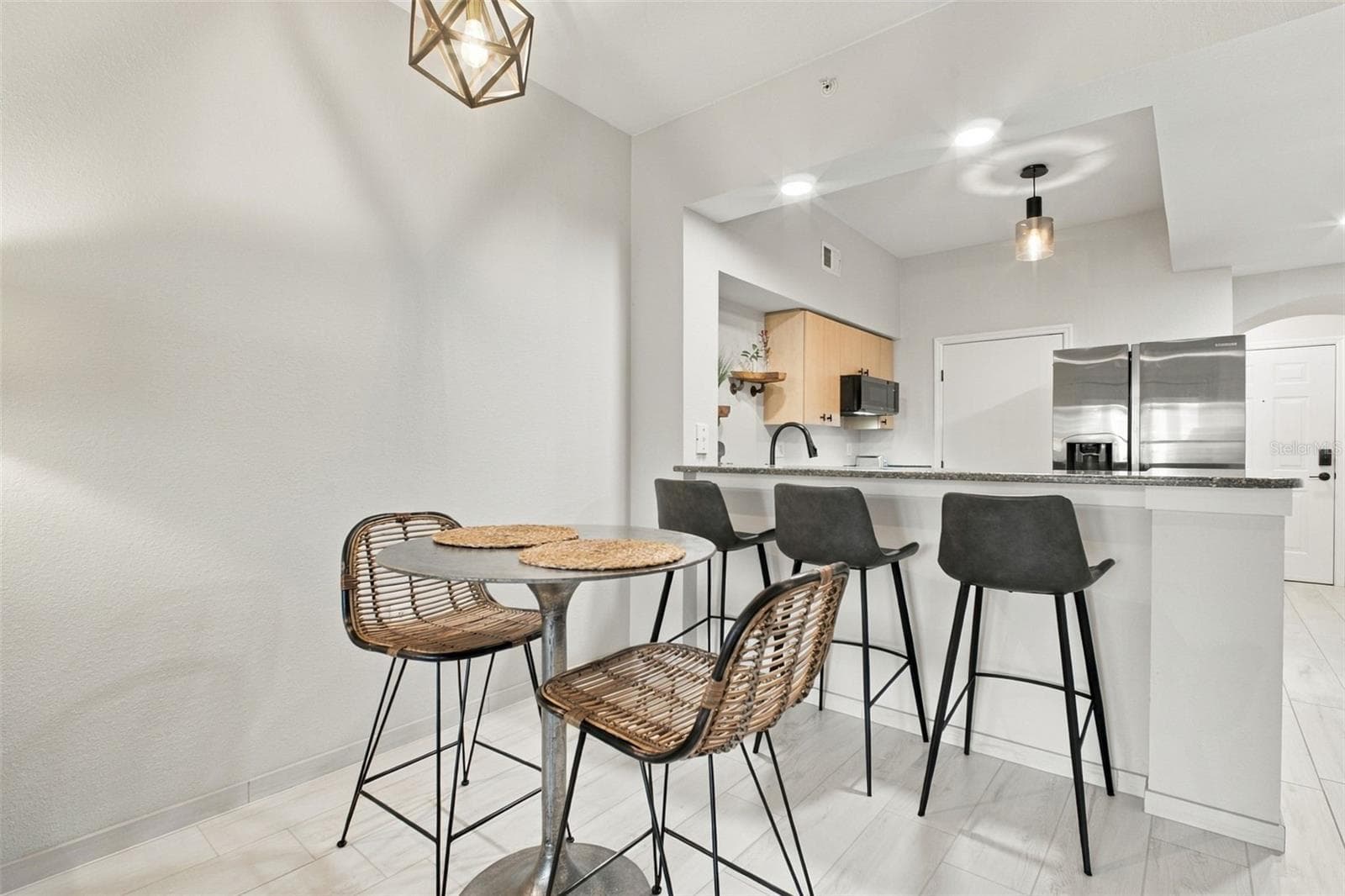 Condominium at 100 4TH AVE S #307, ST PETERSBURG, photo 9 of 45