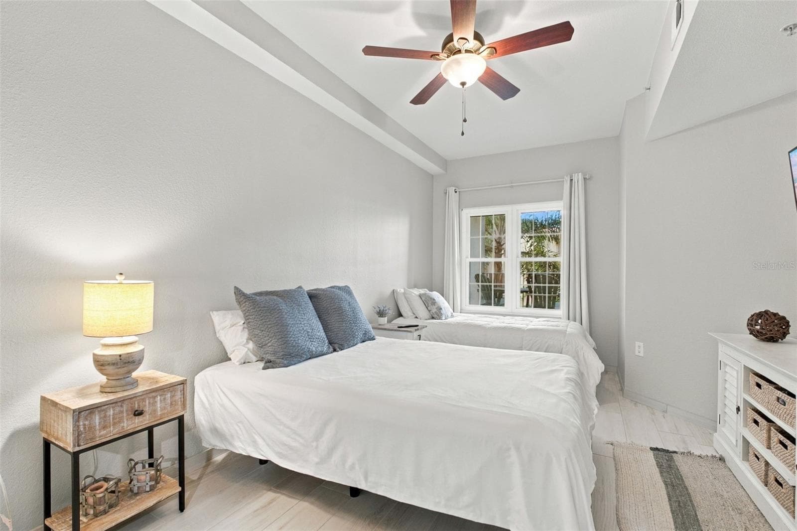 Condominium at 100 4TH AVE S #307, ST PETERSBURG, photo 13 of 45