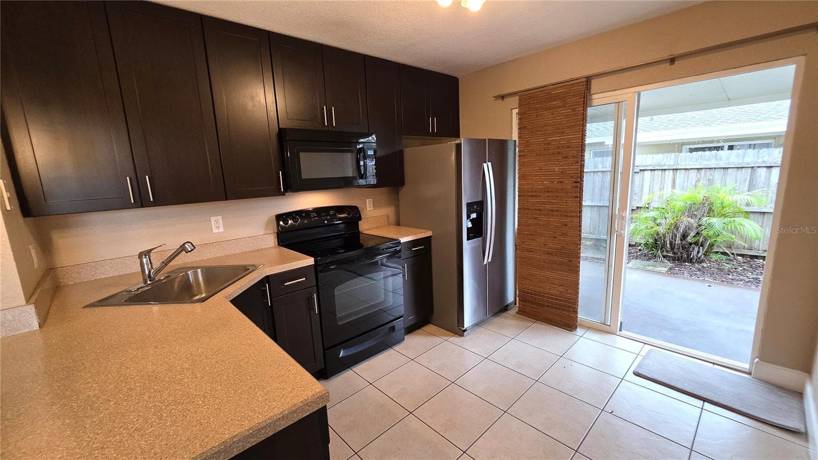 Kitchen - 3118 S BUMBY AVE AVE #B5, ORLANDO