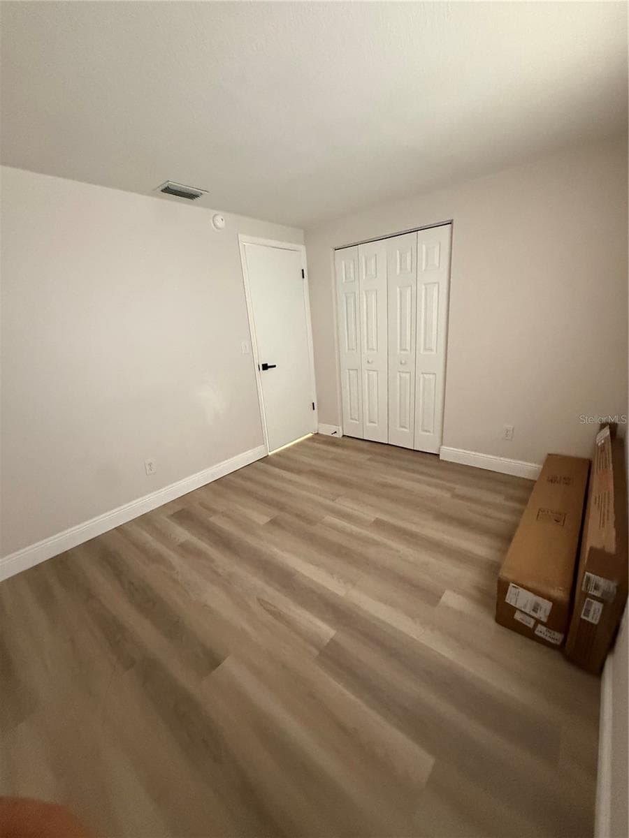 Single Family Residence at 12418 QUEENSLAND LN, TAMPA, photo 10 of 26