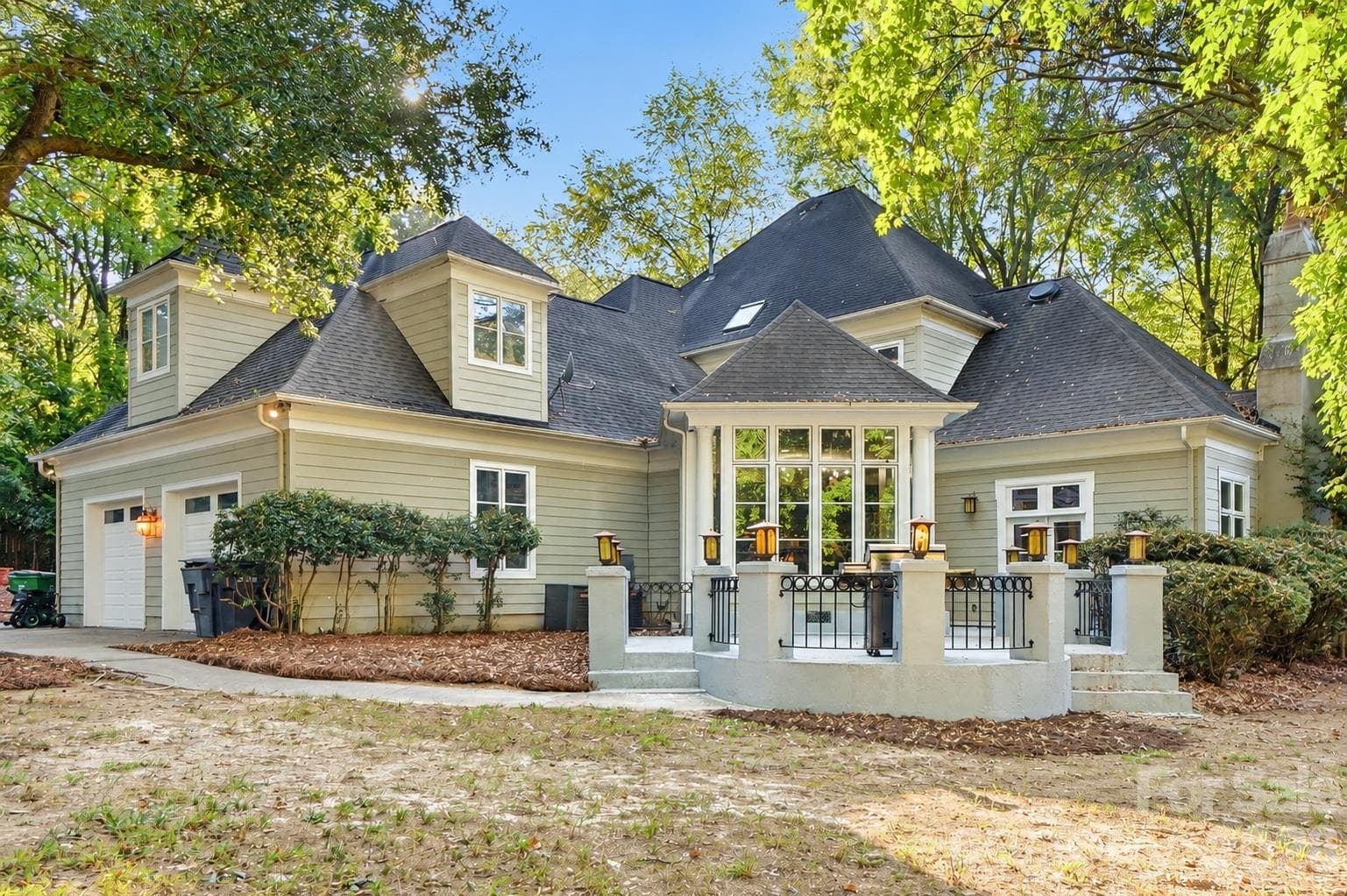 Back of Home - 3501 Castellaine Drive, Charlotte