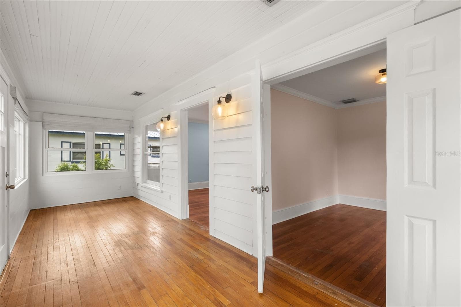 Florida Room - 1915 E CONCORD ST, ORLANDO
