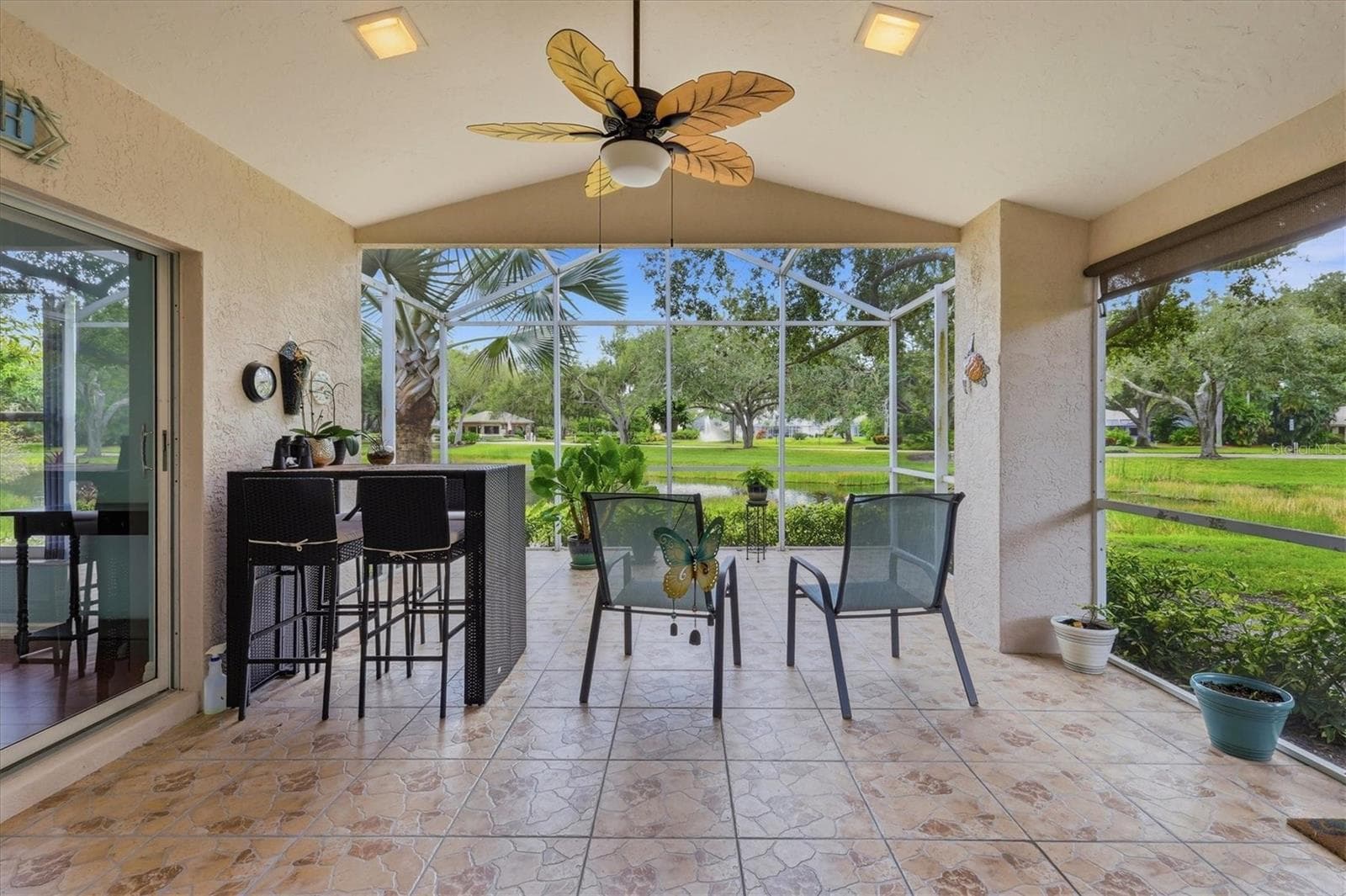 Extended Lanai with water view - 4620 DEER TRAIL BLVD, SARASOTA