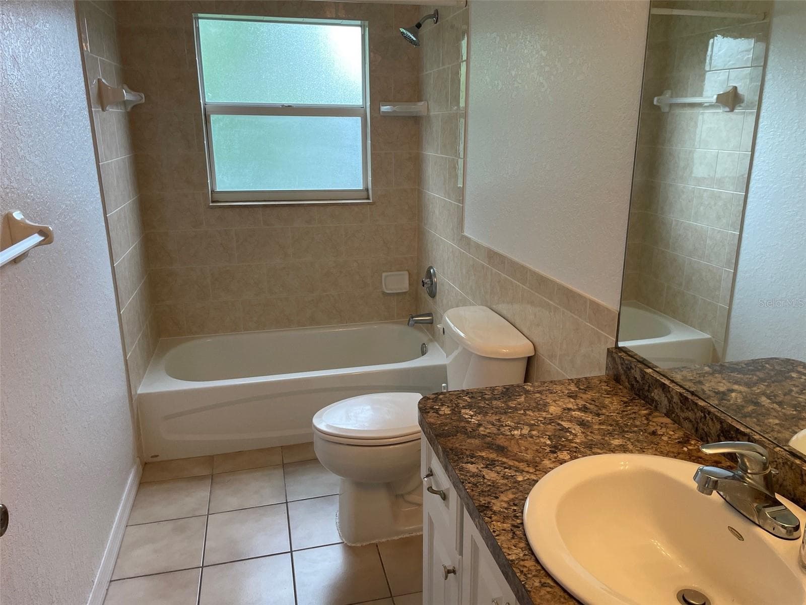 Guest bathroom - 517 SKYLARK LN NW, PORT CHARLOTTE