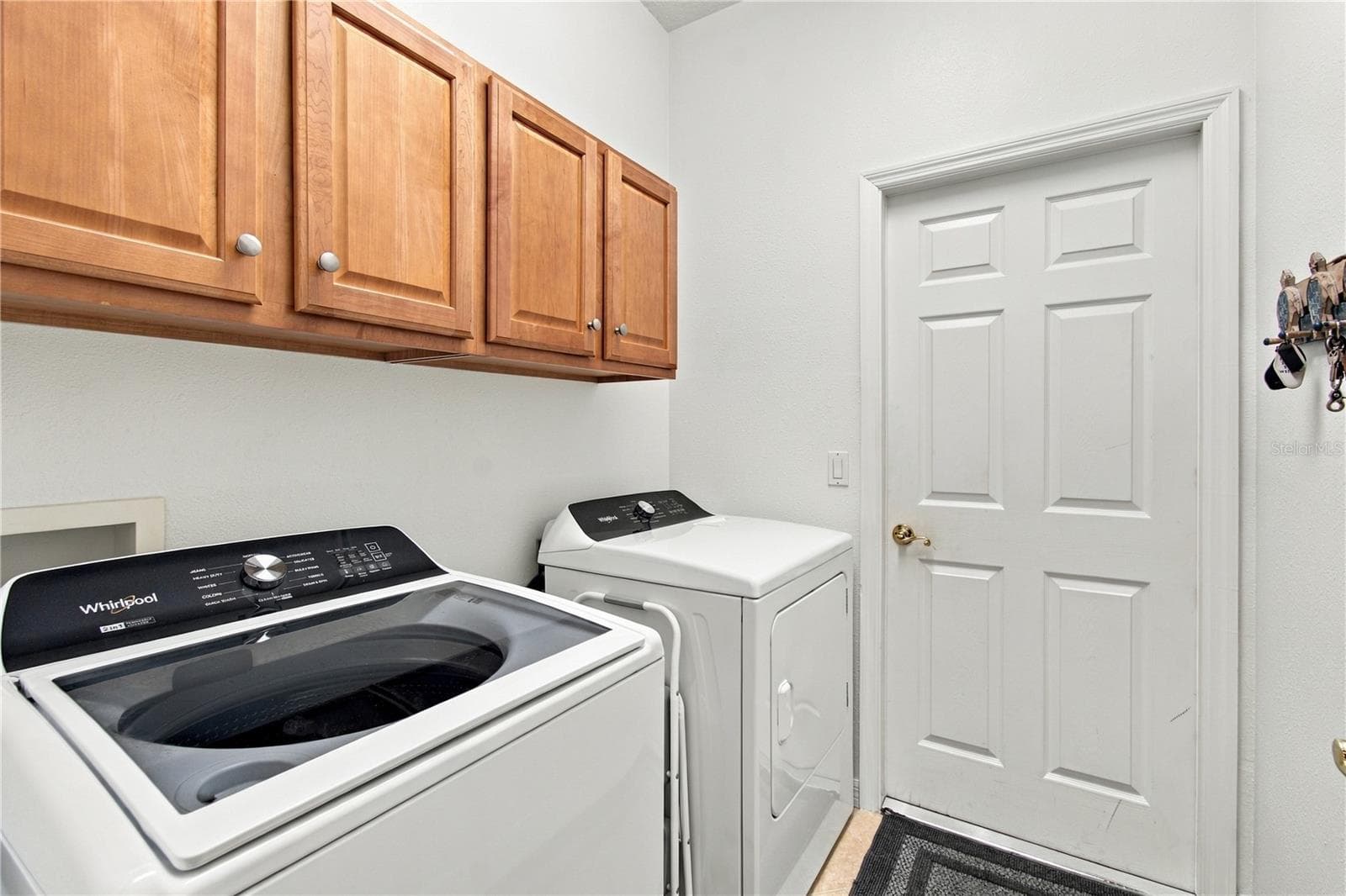 LAUNDRY ROOM W/NEW WASHER/DRYER(2026) - 124 VENTANA DR, POINCIANA