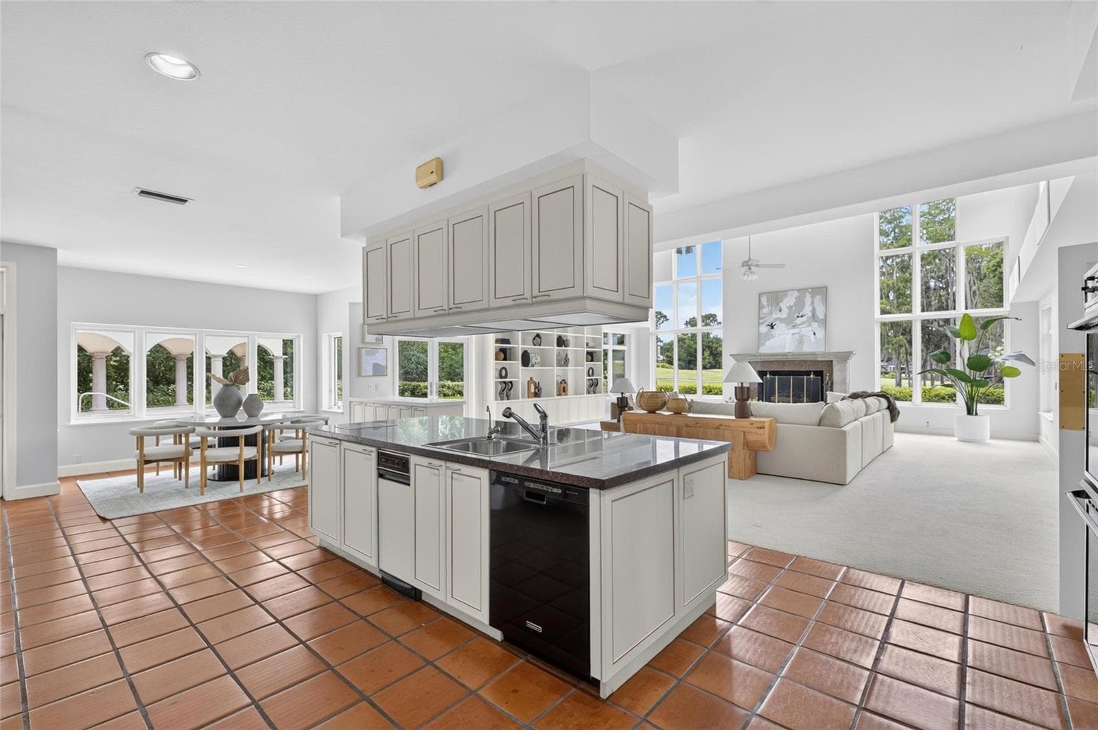 Single Family Residence at 1043 GUISANDO DE AVILA, TAMPA, photo 33 of 90