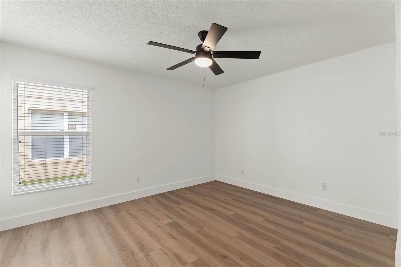 Single Family Residence at 13050 PRAIRIE MEADOWS DR, ORLANDO, photo 14 of 35