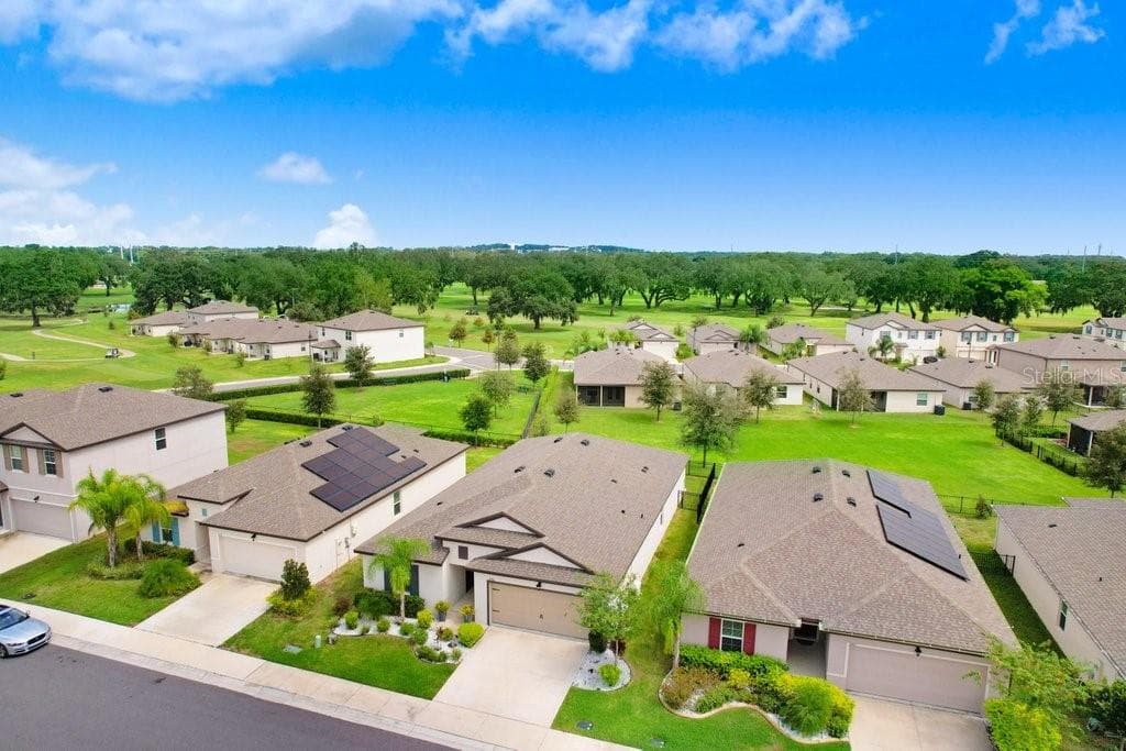 Single Family Residence at 6766 SHELBY LYNN WAY, ZEPHYRHILLS, photo 2 of 37