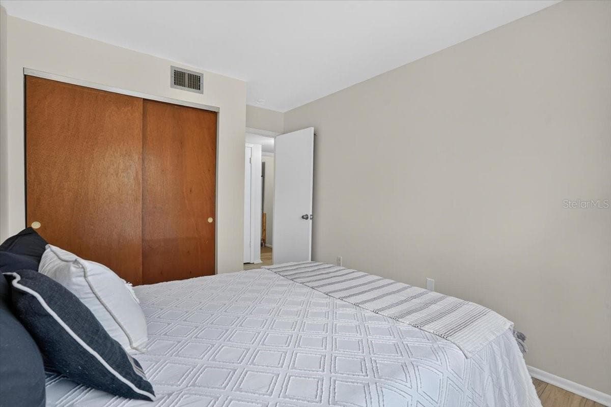 Condominium at 5902 PALM LN #C24, BRADENTON, photo 14 of 26
