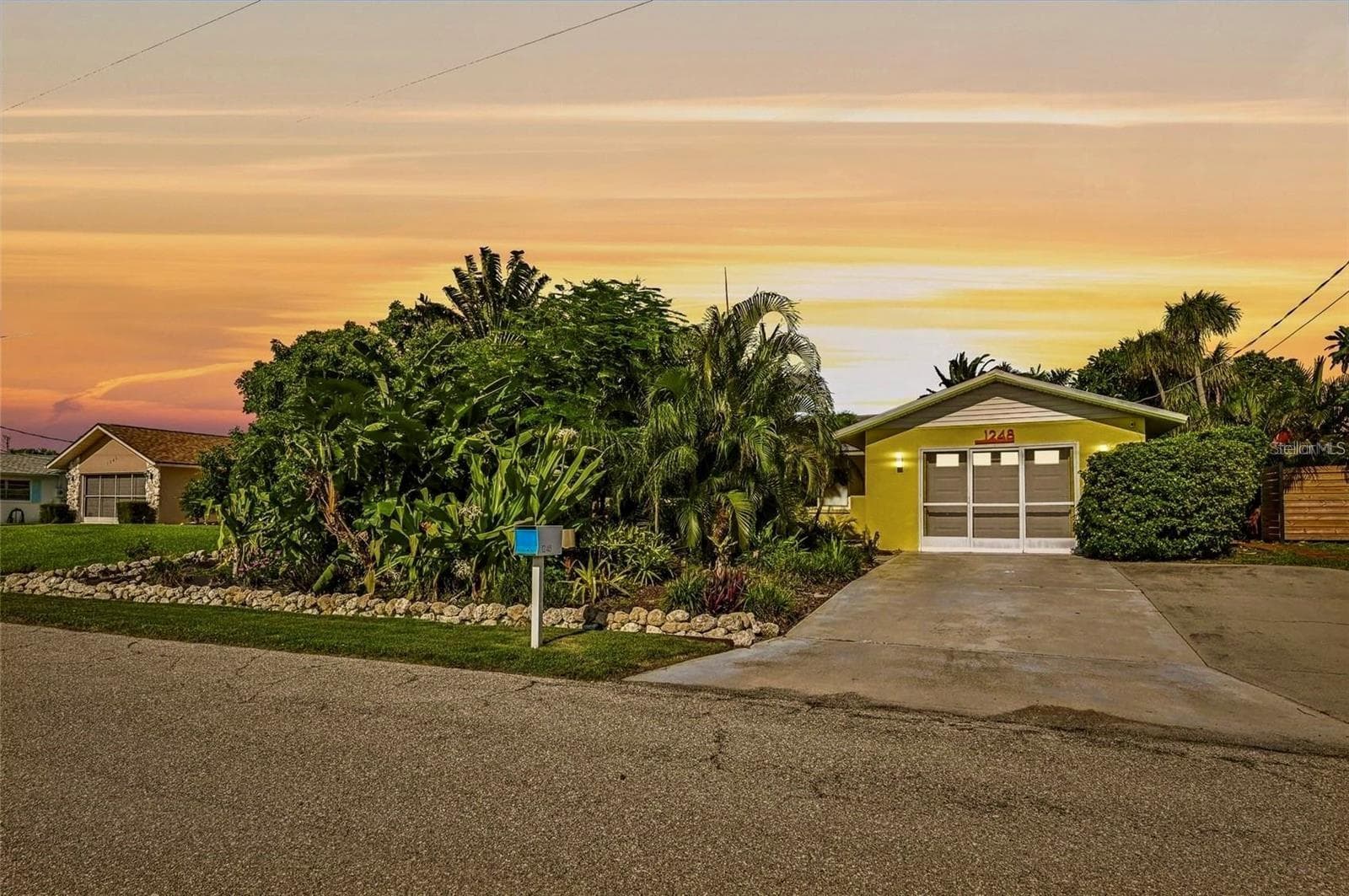 1248 JEFFERSON DR