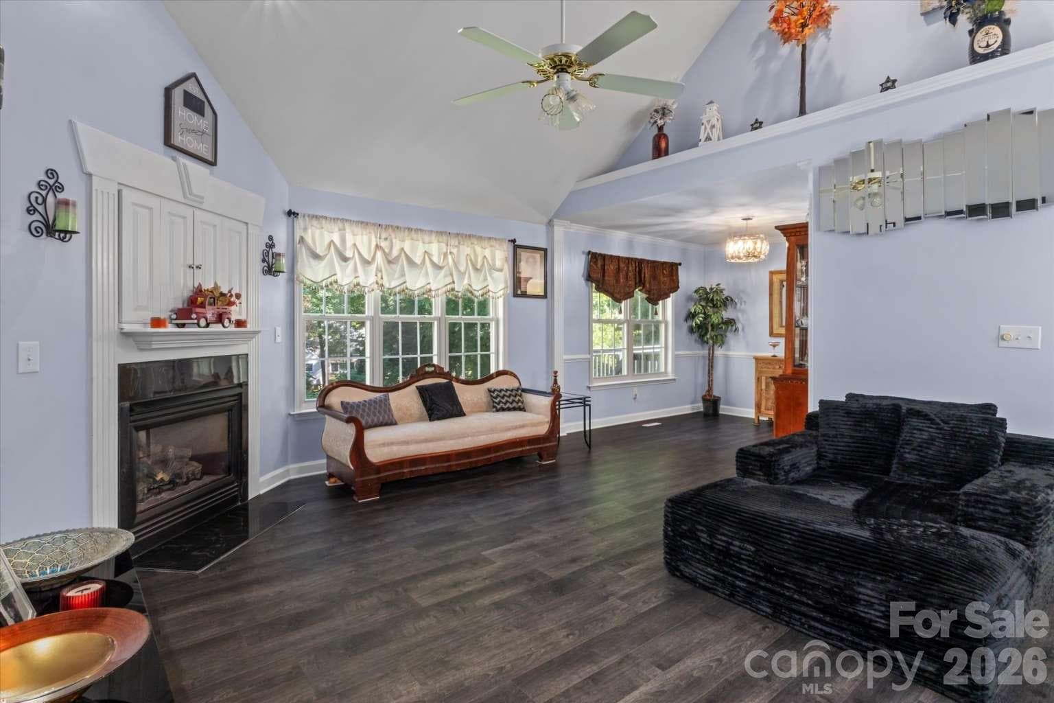 Single Family Residence at 5125 Old Plantation Circle, Winston Salem, photo 4 of 22