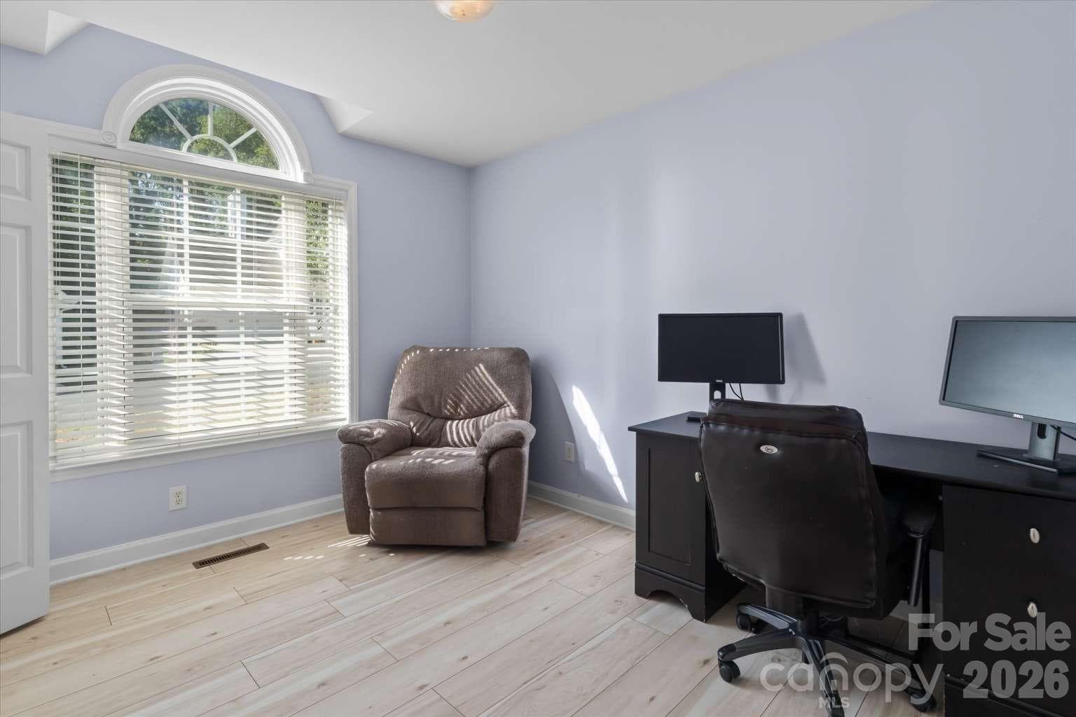Single Family Residence at 5125 Old Plantation Circle, Winston Salem, photo 16 of 22