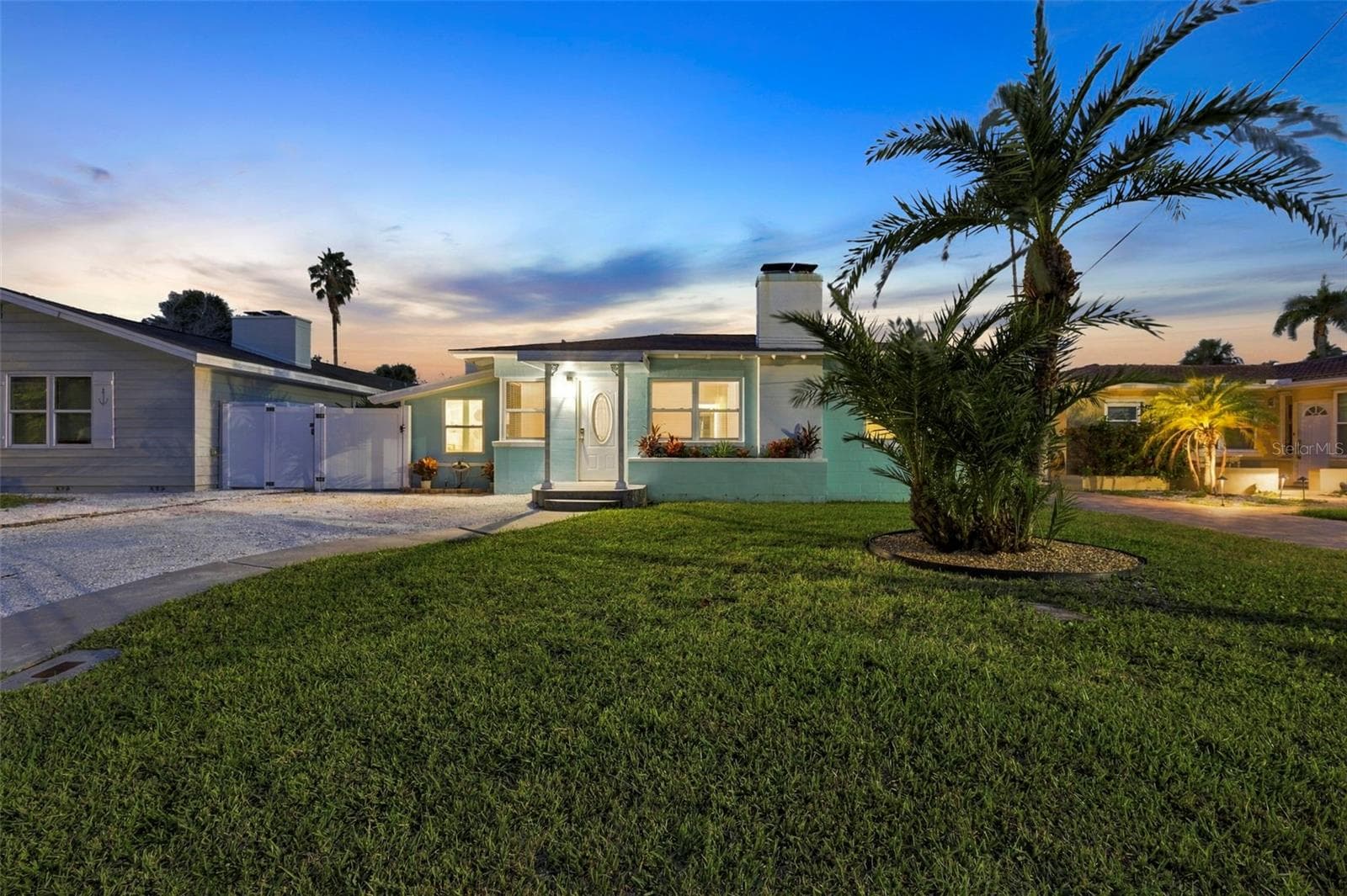 Single Family Residence at 15424 2ND ST E, MADEIRA BEACH, photo 3 of 69