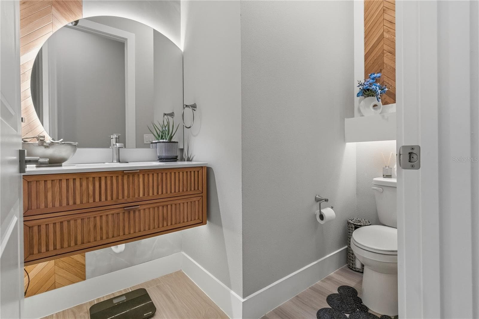 Updated Half bath - Downstairs - 10782 TORCHWOOD SEA WAY, SAN ANTONIO