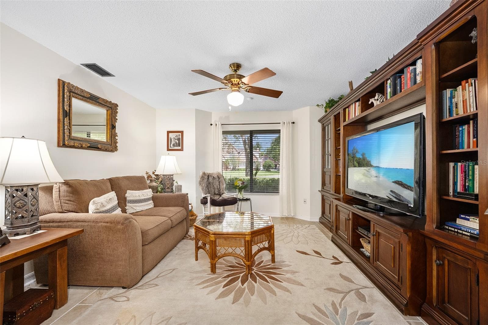 Den/Family Room - 1 CROOKED BRIDGE WAY, ORMOND BEACH