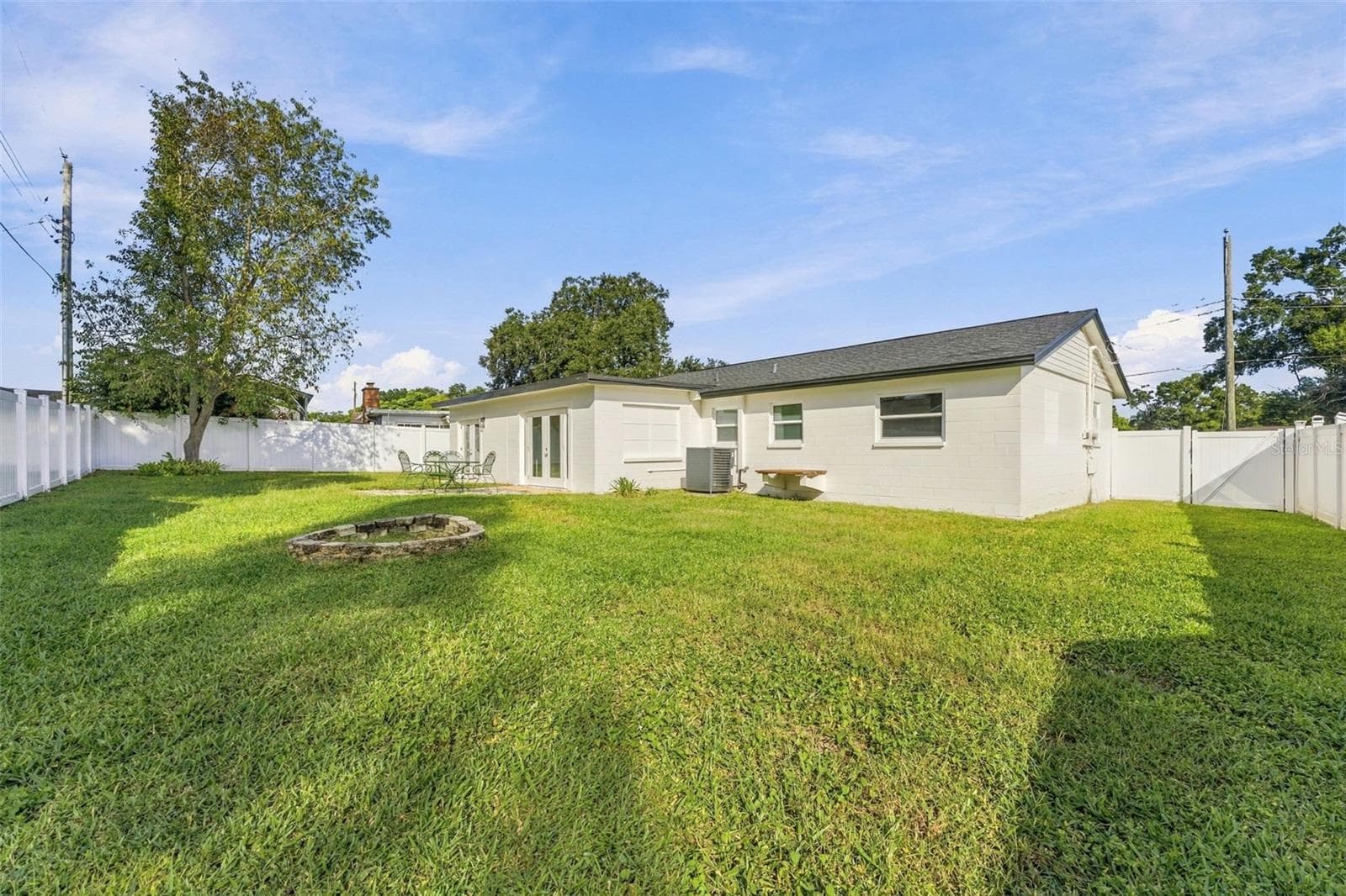 Single Family Residence at 2116 W MINNEHAHA ST, TAMPA, photo 39 of 46