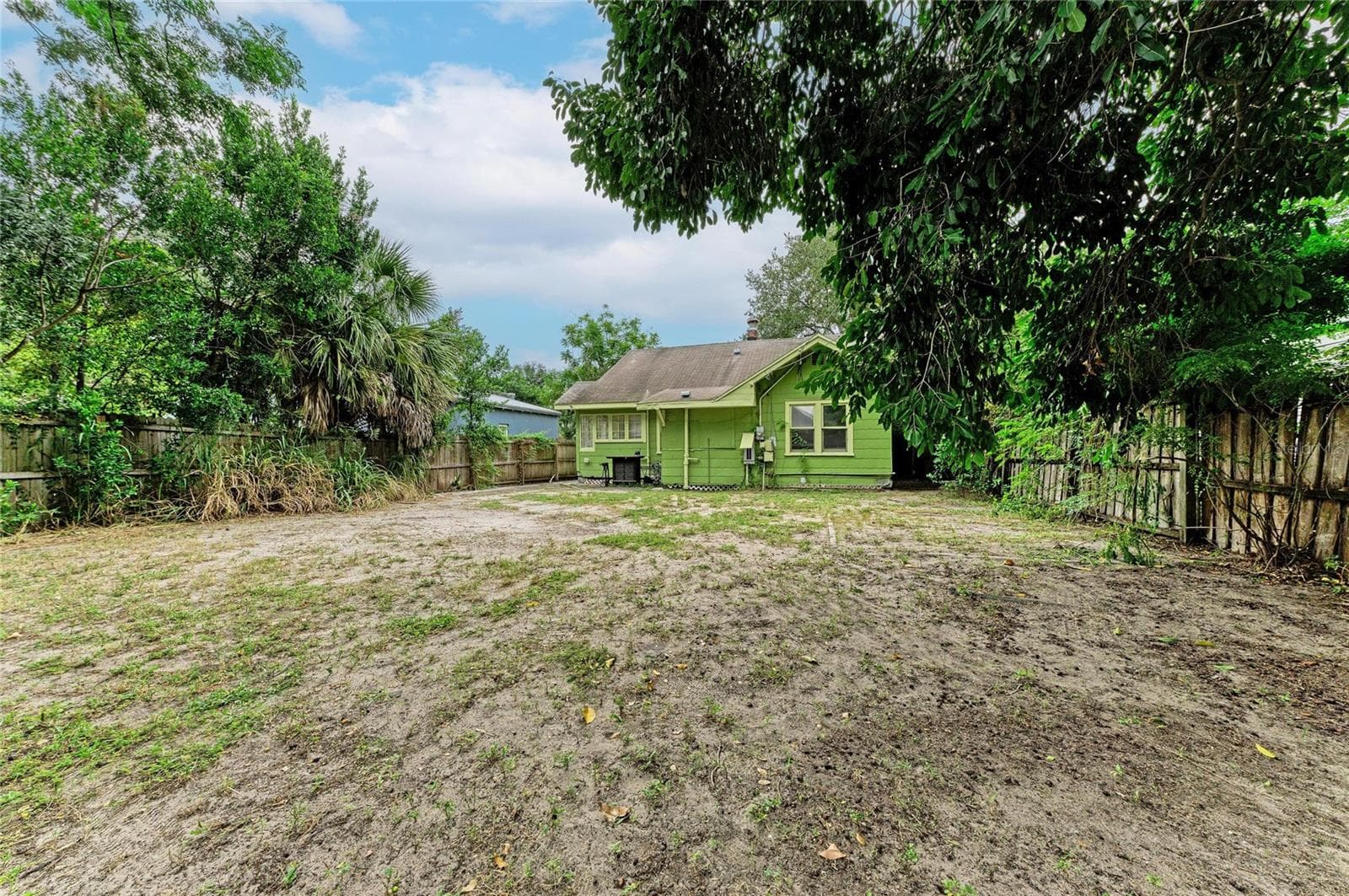 Single Family Residence at 1005 16TH AVE S, ST PETERSBURG, photo 10 of 54