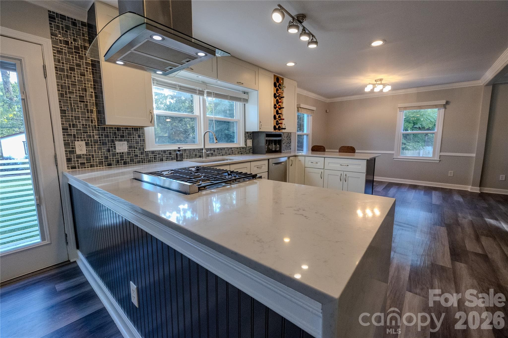 Single Family Residence at 7055 Crossridge Road, Charlotte, photo 3 of 42