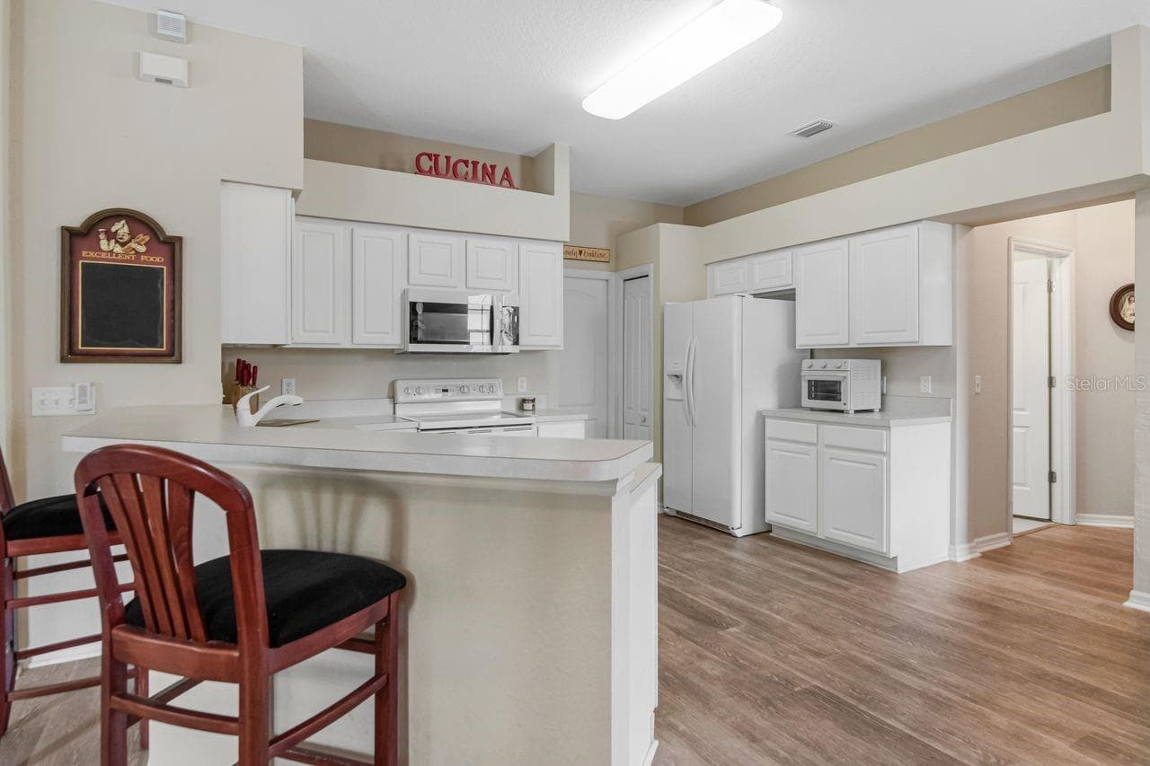 Villa at 2635 EAGLE GREENS DR, PLANT CITY, photo 9 of 50