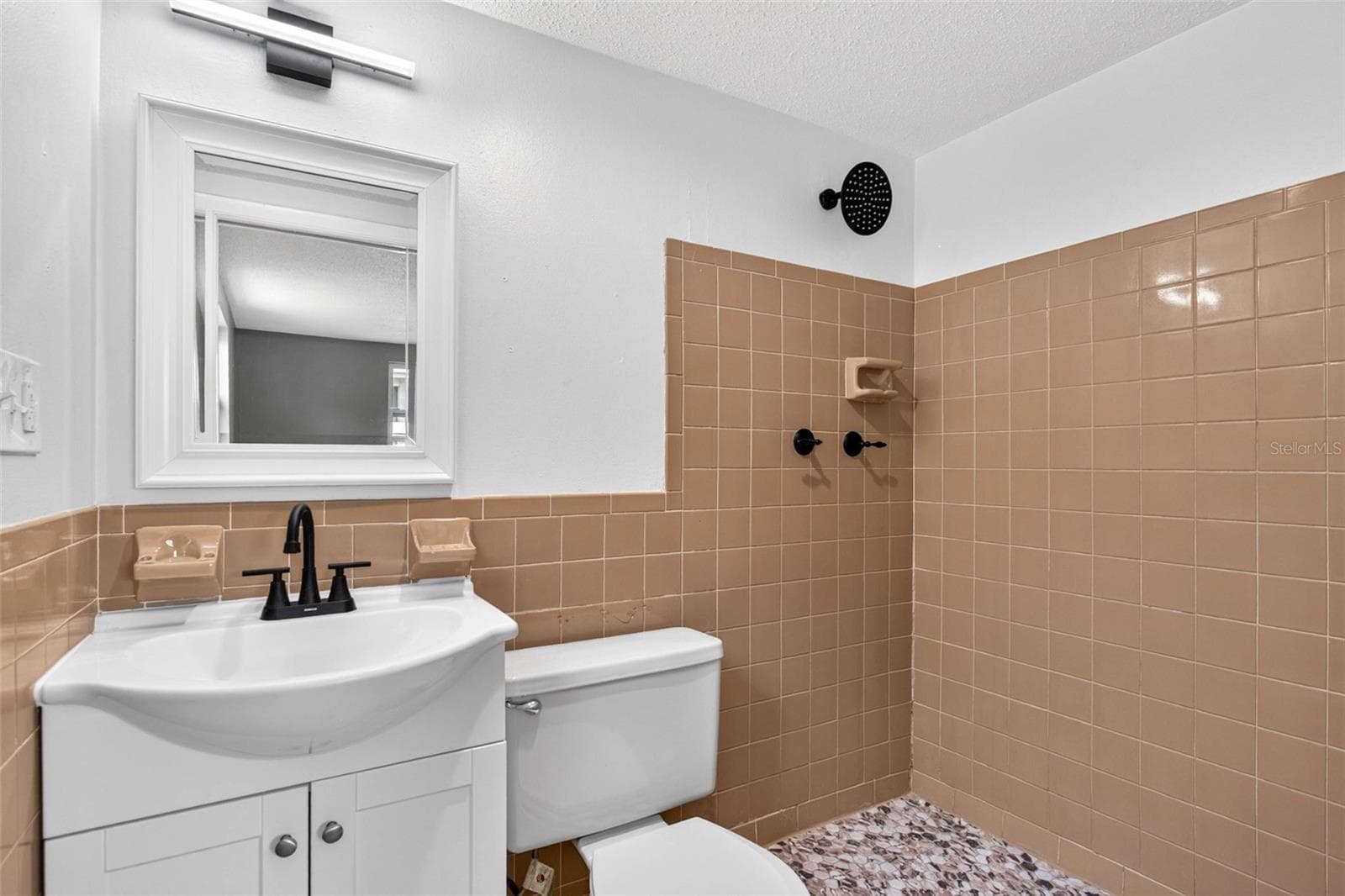 Main Bath - 9516 GRAY FOX LN, PORT RICHEY