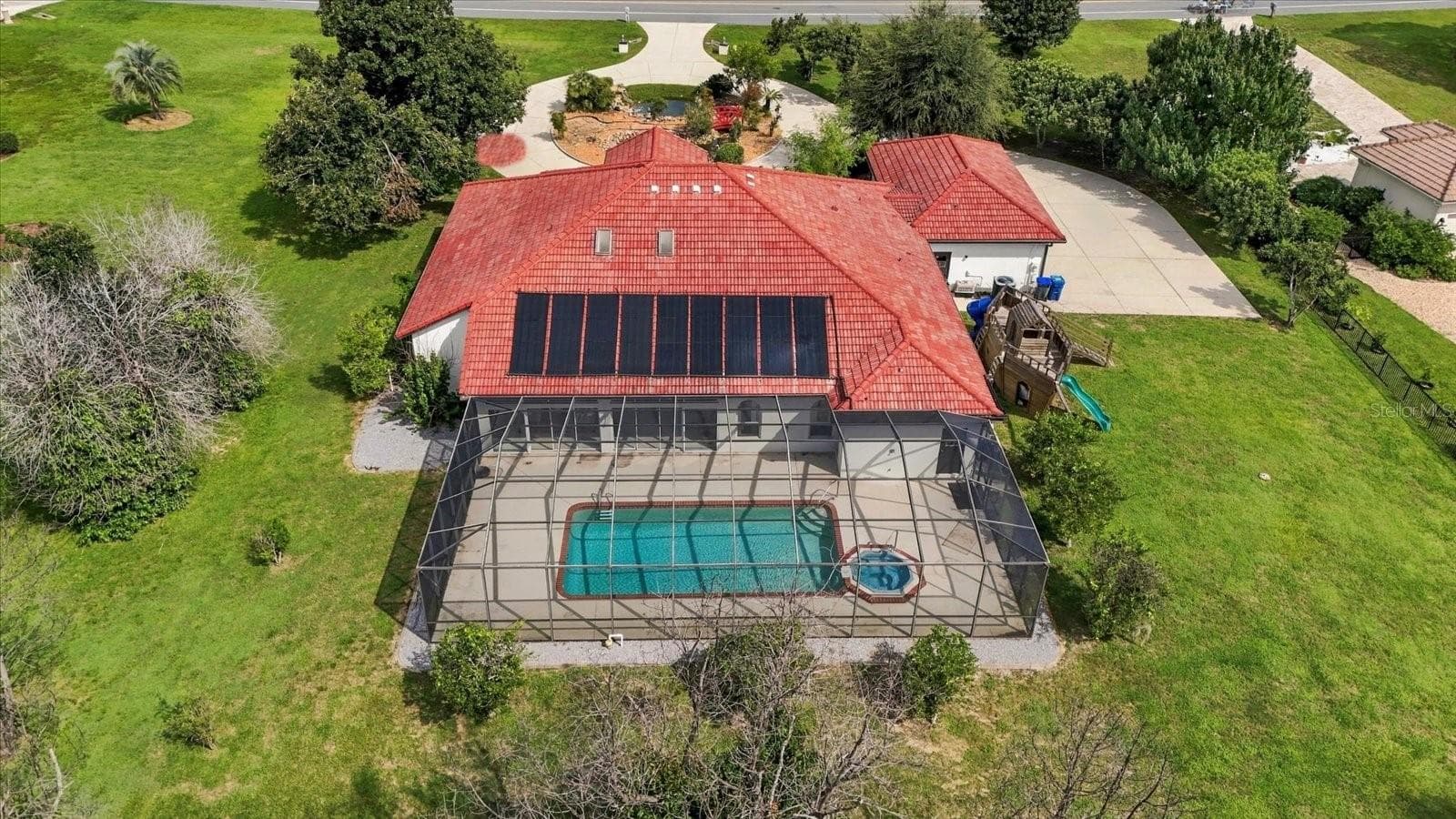 Rear Exterior - 546 W FENWAY DR, HERNANDO