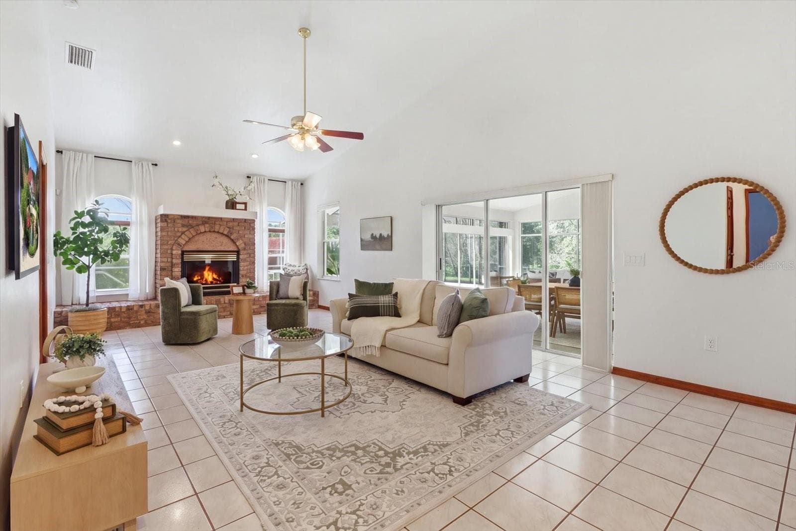 Family Room - 546 W FENWAY DR, HERNANDO