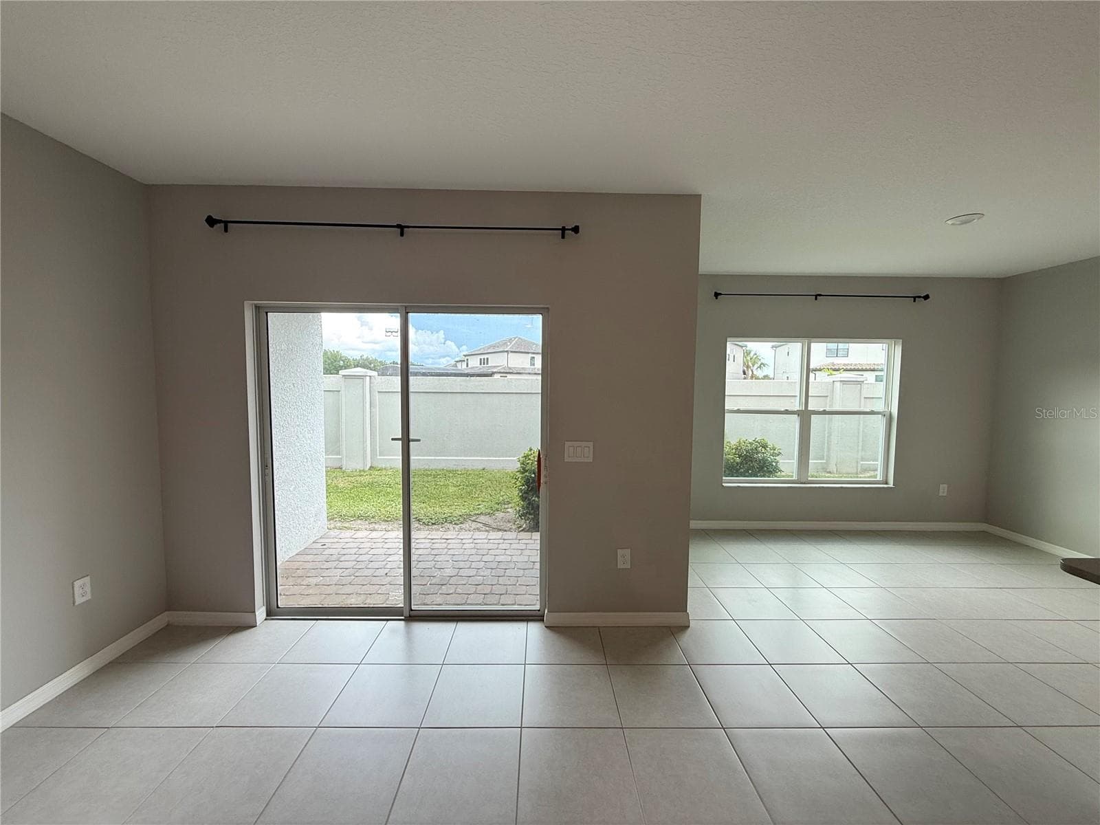 Townhouse at 3363 BELLEZZA CT, KISSIMMEE, photo 8 of 37