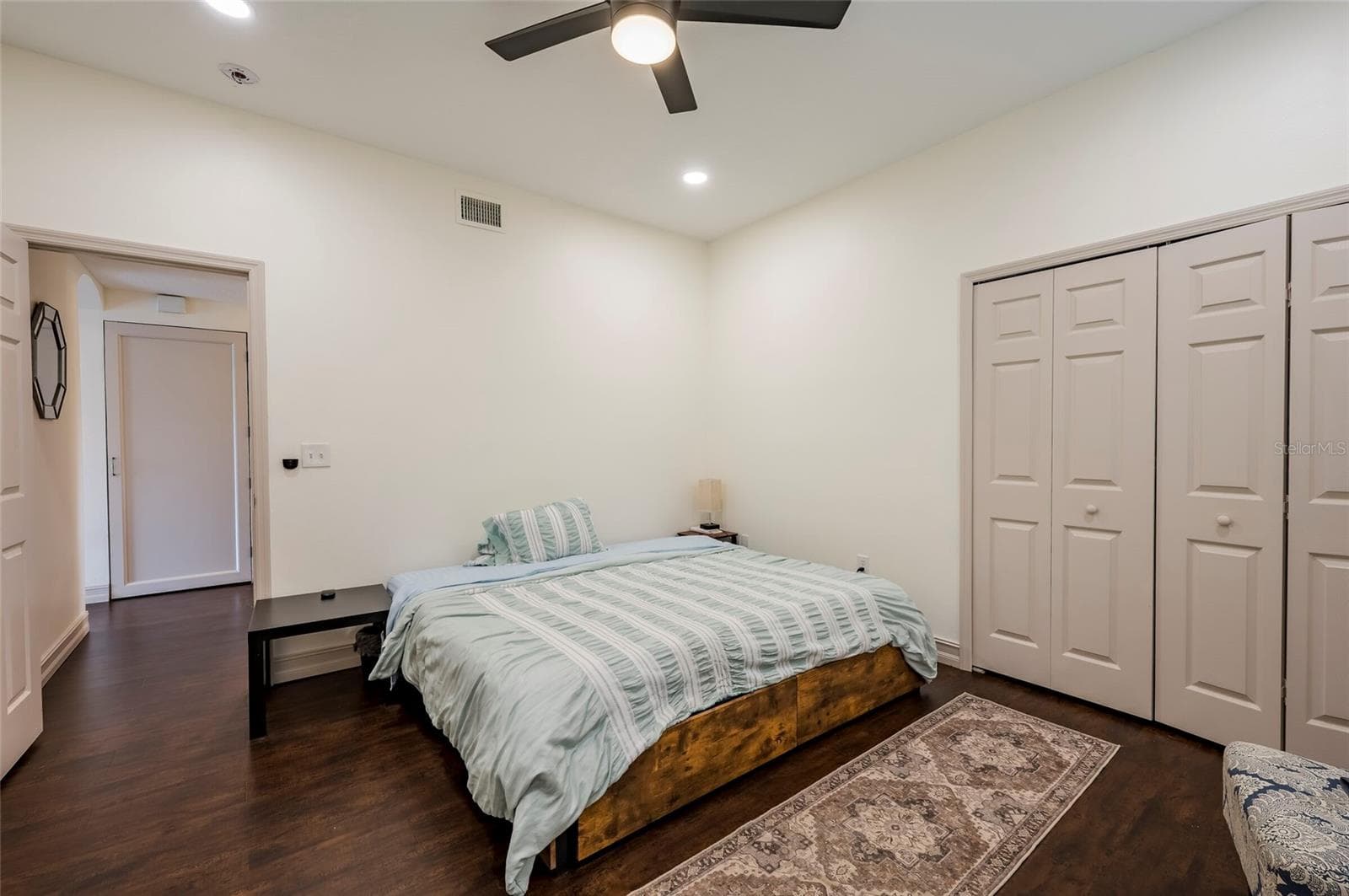 Single Family Residence at 18182 SANDY POINTE DR, TAMPA, photo 27 of 57