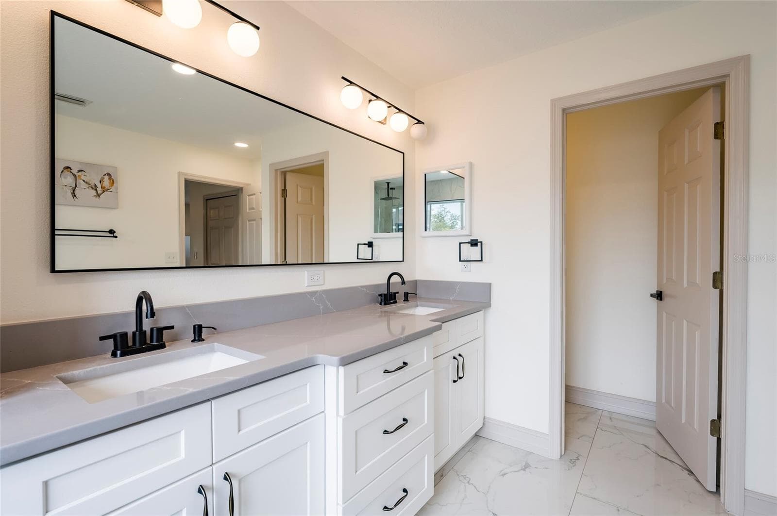 Single Family Residence at 18182 SANDY POINTE DR, TAMPA, photo 37 of 57