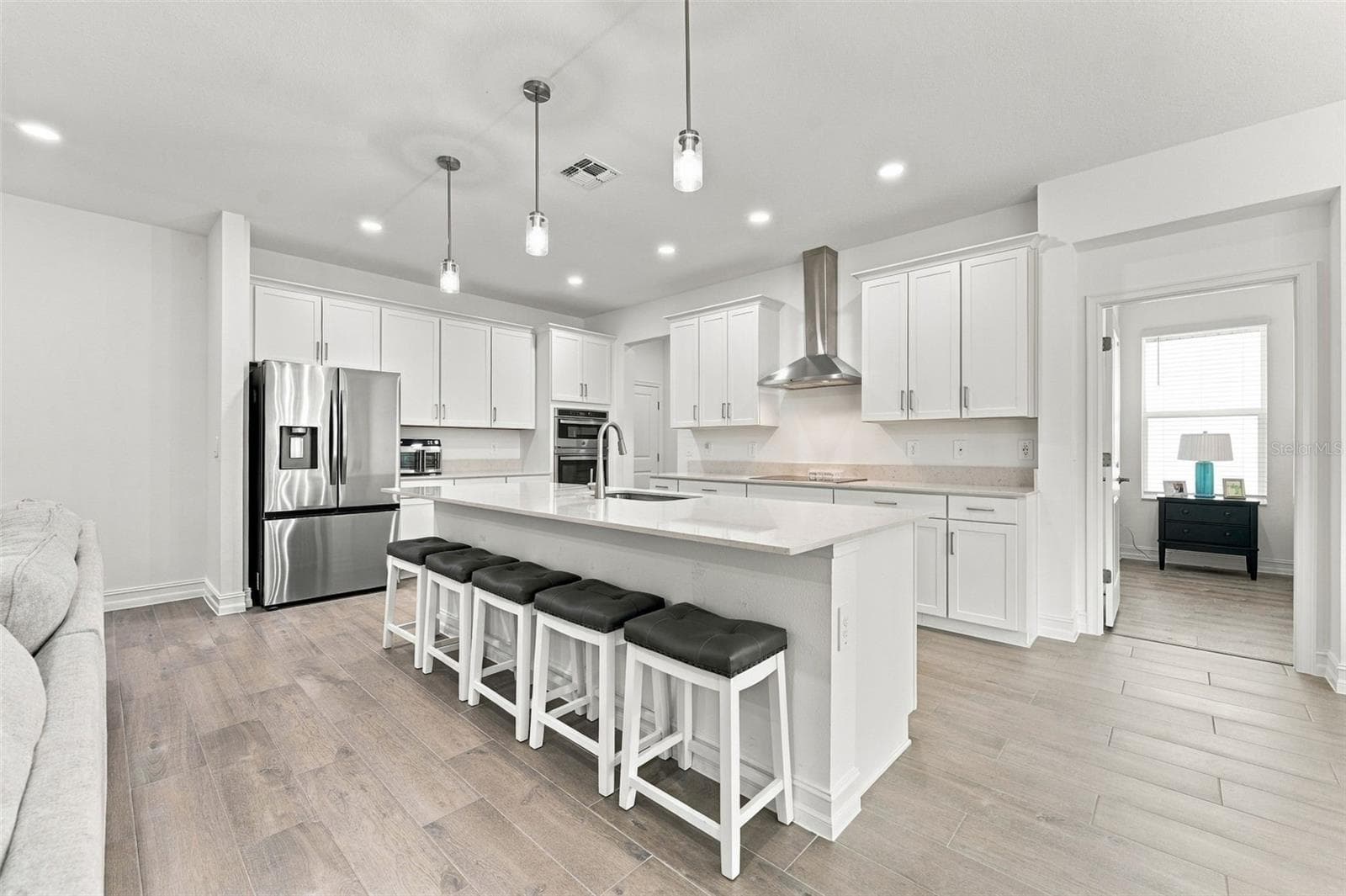 Single Family Residence at 18114 SERENE LAKE LOOP, LUTZ, photo 3 of 29