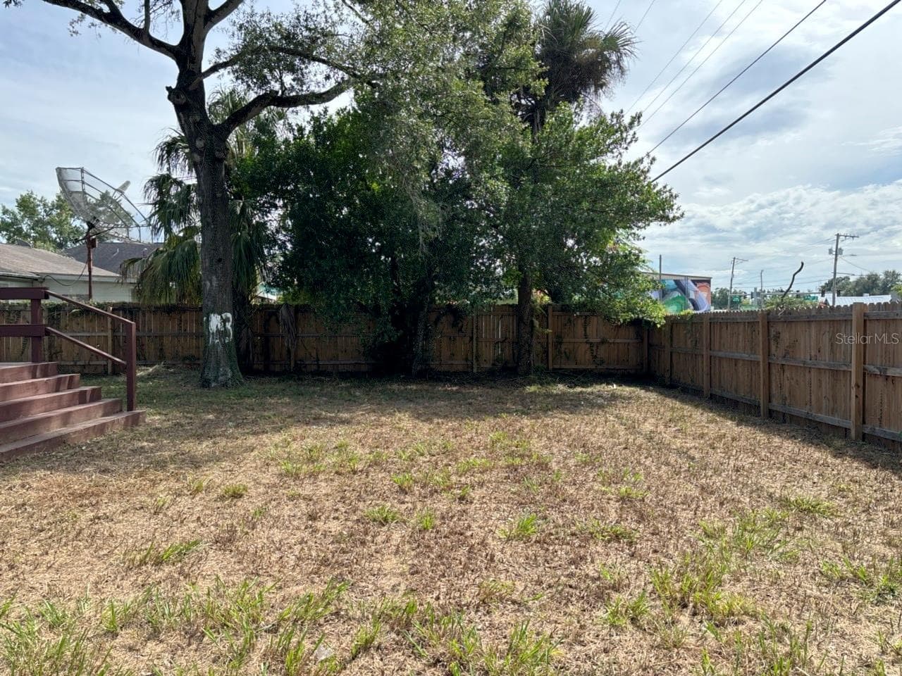 Single Family Residence at 5108 N SUWANEE AVE, TAMPA, photo 3 of 23