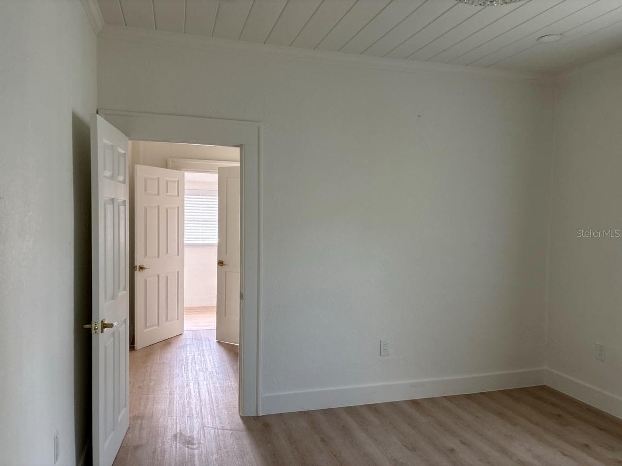Single Family Residence at 5108 N SUWANEE AVE, TAMPA, photo 19 of 23