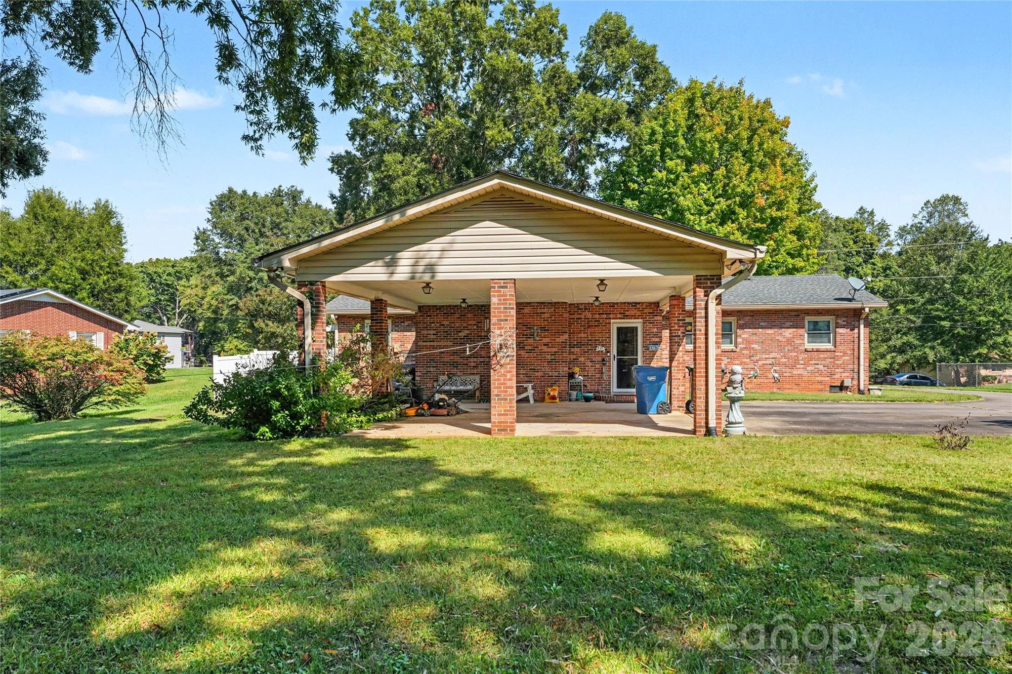 Single Family Residence at 1410 36th Avenue Drive NE, Hickory, photo 22 of 27