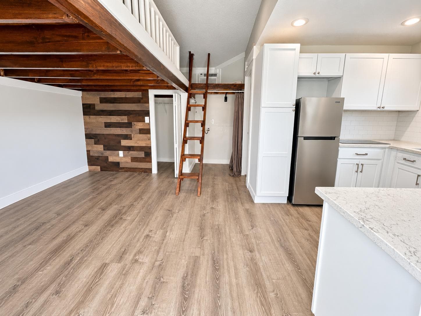 Single Family Residence at 8512 SUNBEAM LN, TAMPA, photo 45 of 54