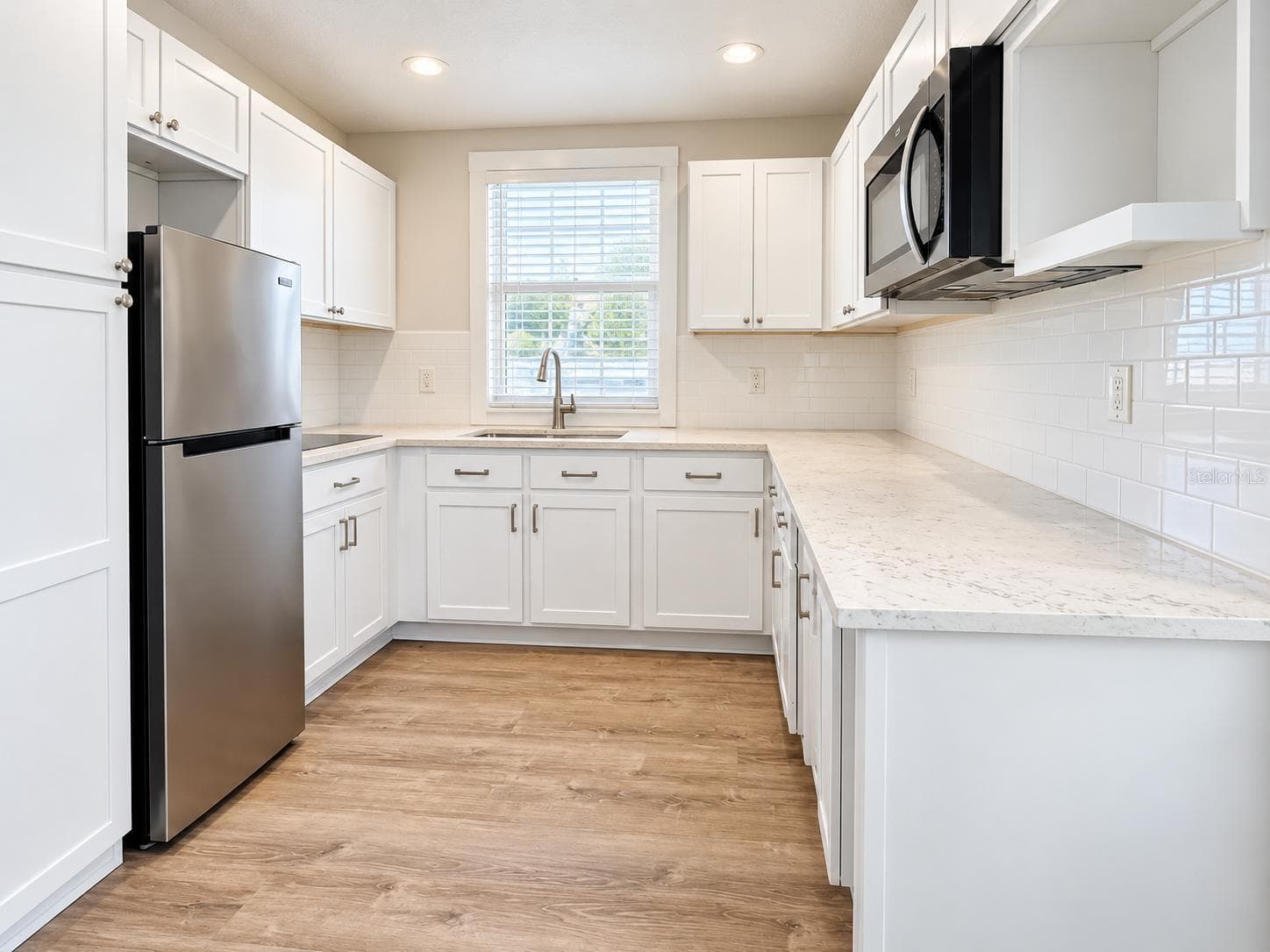 Single Family Residence at 8512 SUNBEAM LN, TAMPA, photo 47 of 54