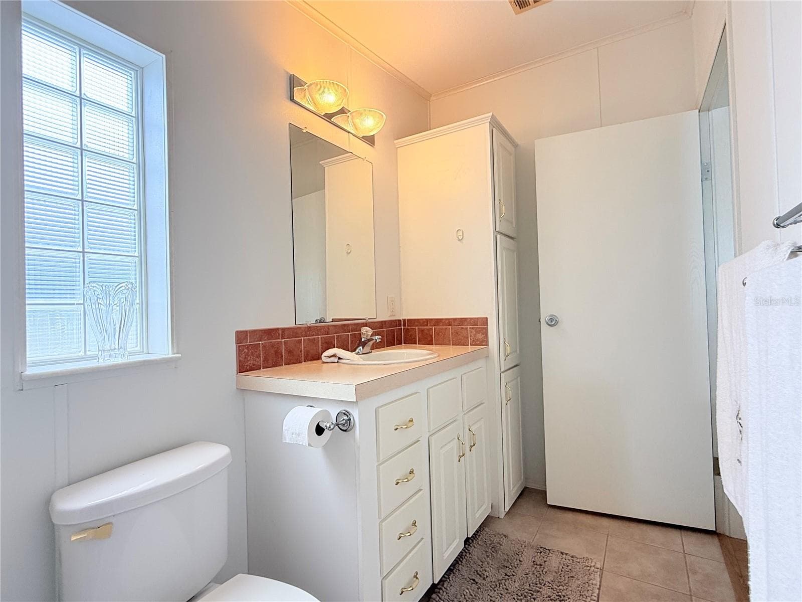 Manufactured Home at 2050 CHAMPION ST, SARASOTA, photo 30 of 65