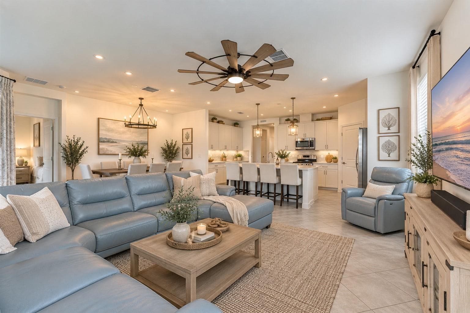 Single Family Residence at 5212 BLUE CRUSH ST, LAKEWOOD RANCH, photo 17 of 66