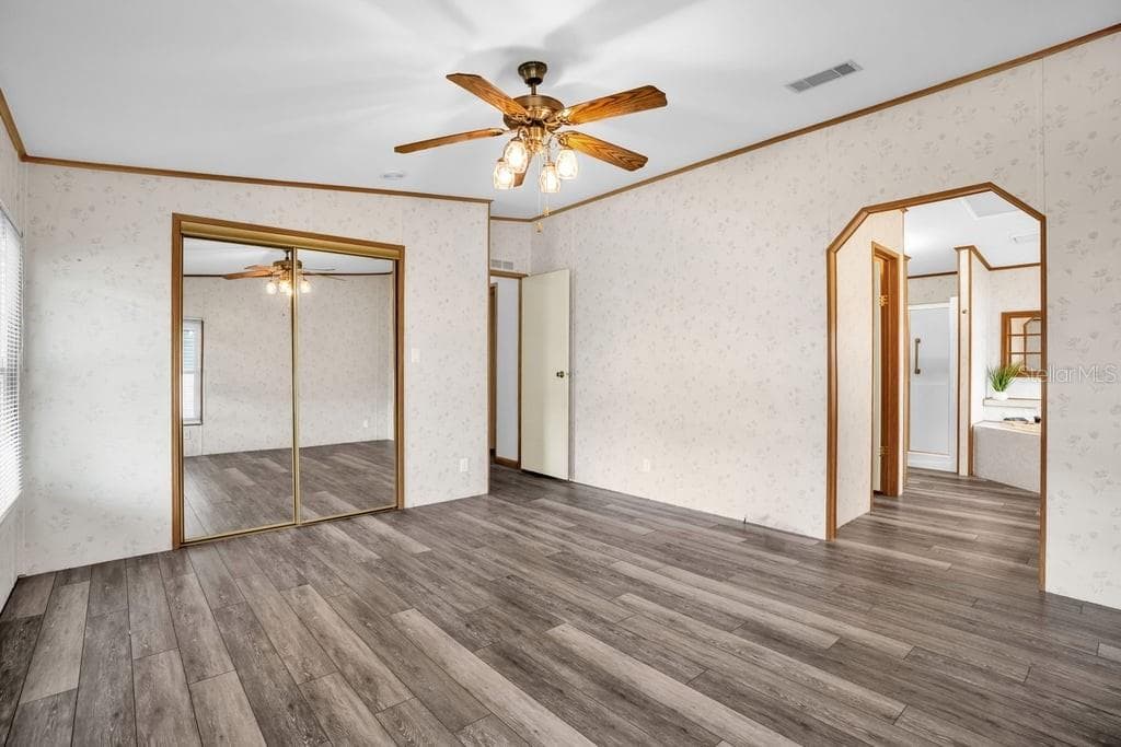 Primary Suite 16x13 NEW FLOORING - 4114 MYRTLE OAK CT #852, ZELLWOOD