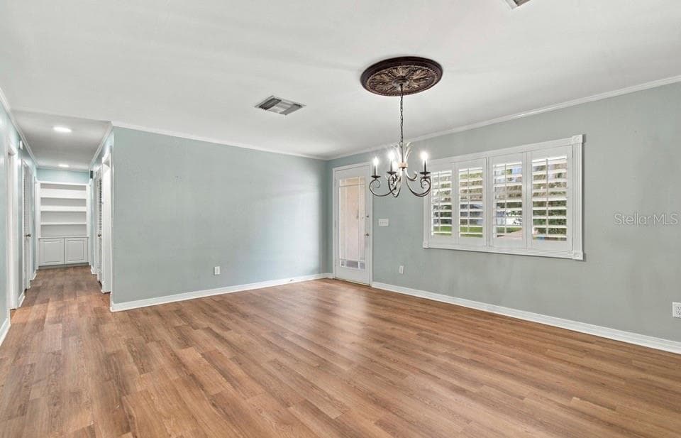 Dining Rm w/ Wood Burning Fireplace - 11626 CARROLLWOOD DR, TAMPA